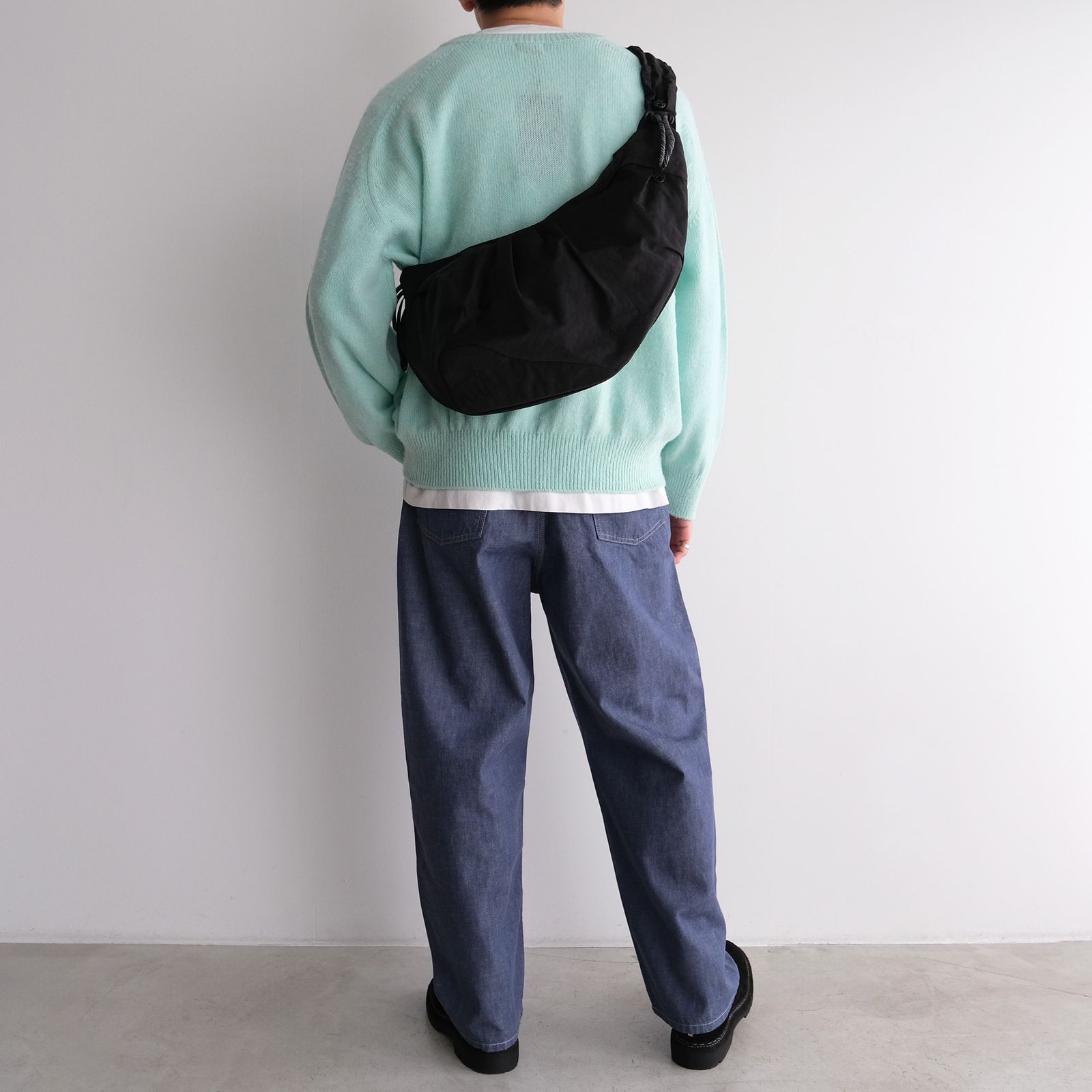 Textured Twill Body Bag -バッグ-（Black / ブラック）