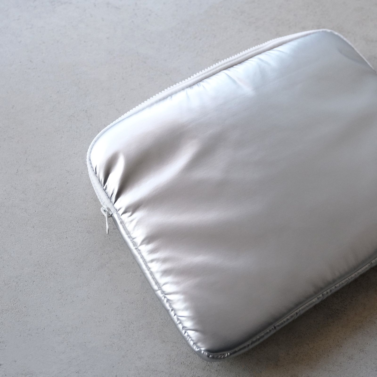 Space Style Laptop Case 13" -ラップトップケース-（Silver / シルバー）
