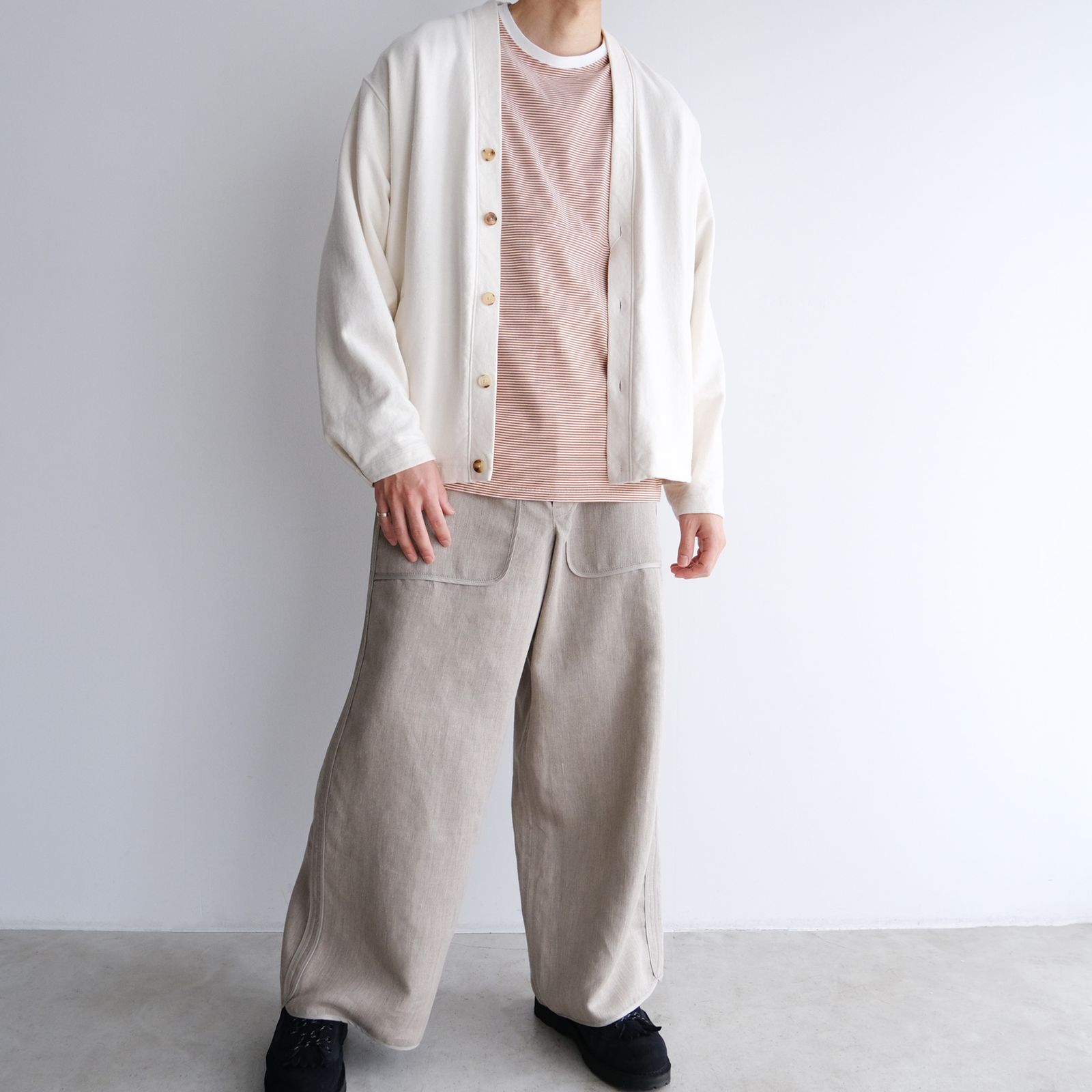 STYLE NO. 27 selected brand：UNIVERSAL PRODUCTS & EEL Products & i'm here