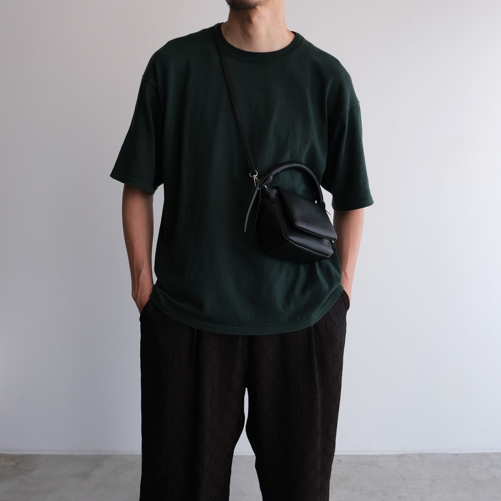Tech Leather Mini Pouch -バッグ-（Black / ブラック）