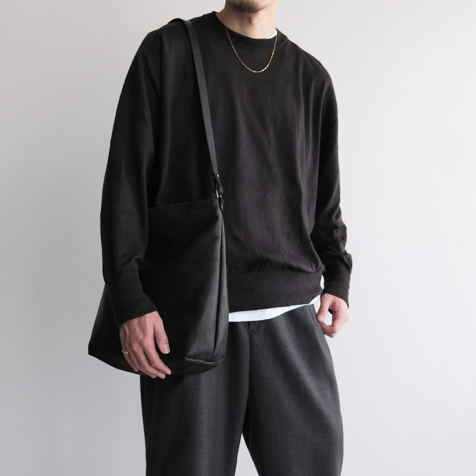Soft Horse Full Grain Nylon Lining Shoulder Bag -バッグ-（Black / ブラック）