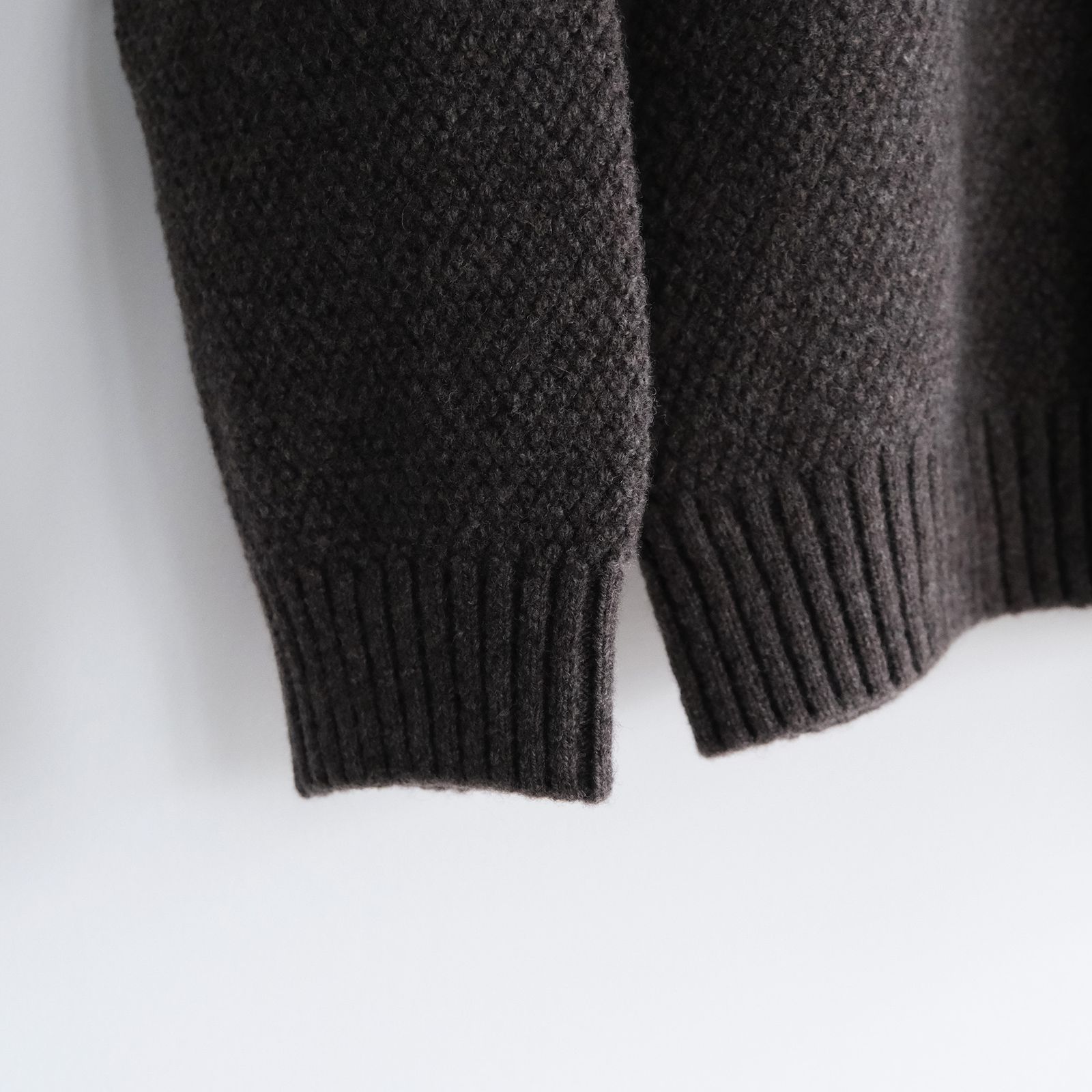 Lambs Wool Crewneck Sweater -ニット-（Brown / ブラウン）