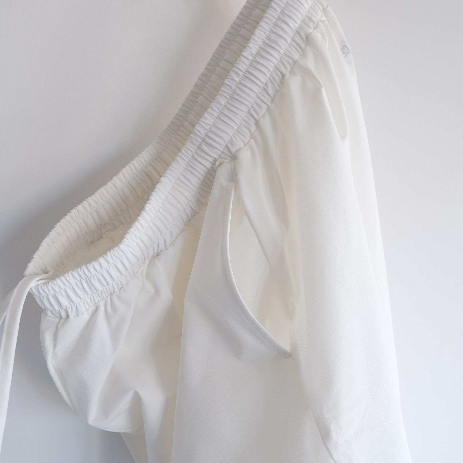 Amphibious Shorts -ショーツ-（White / ホワイト）
