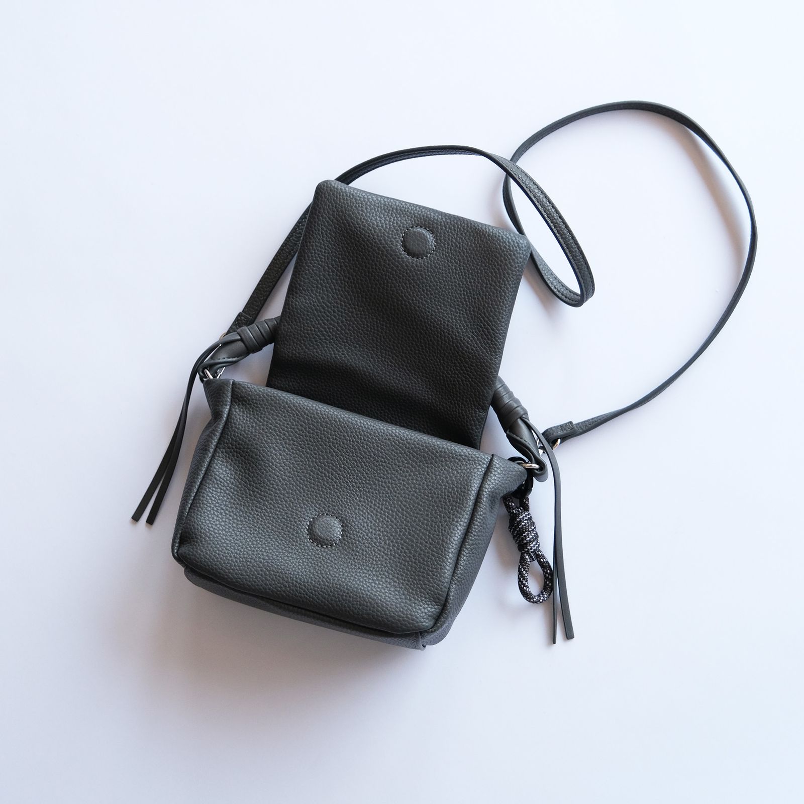Tech Leather Mini Pouch -バッグ-（Charcoal / チャコール）