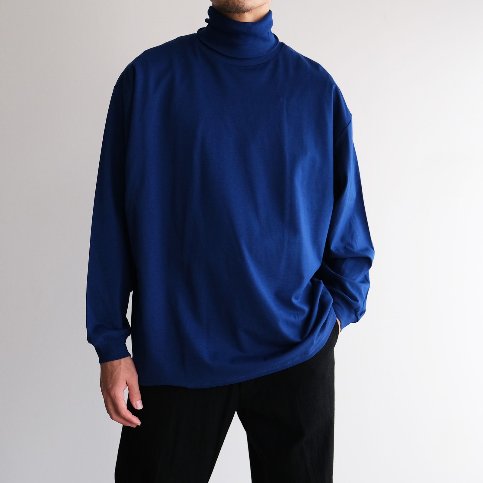 Brushed Mockrody High Neck L/S Tee -Tシャツ-（Blue / ブルー）