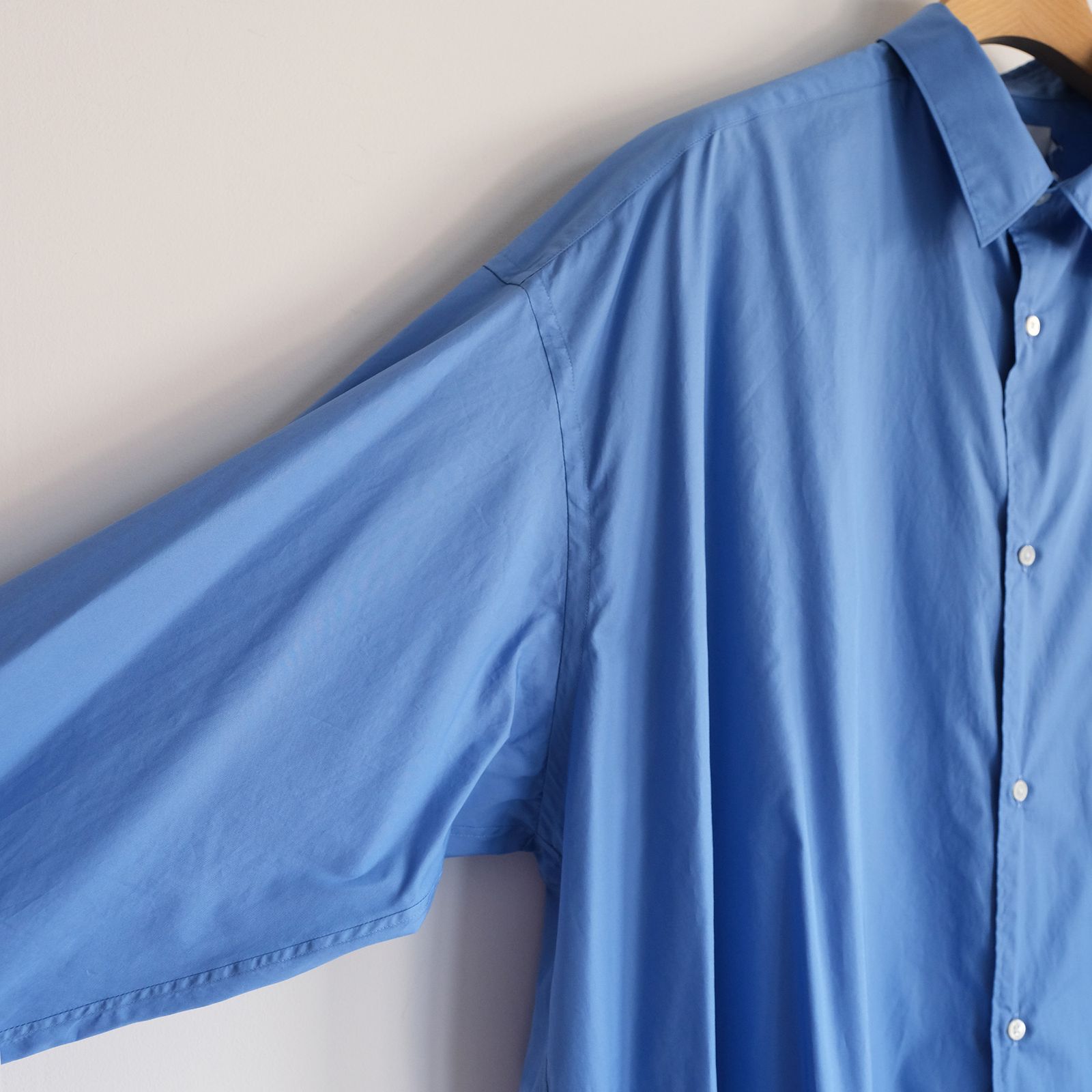 Broad L/S Oversized Regular Collar Shirt -シャツ-（Blue / ブルー）GM261-50001B