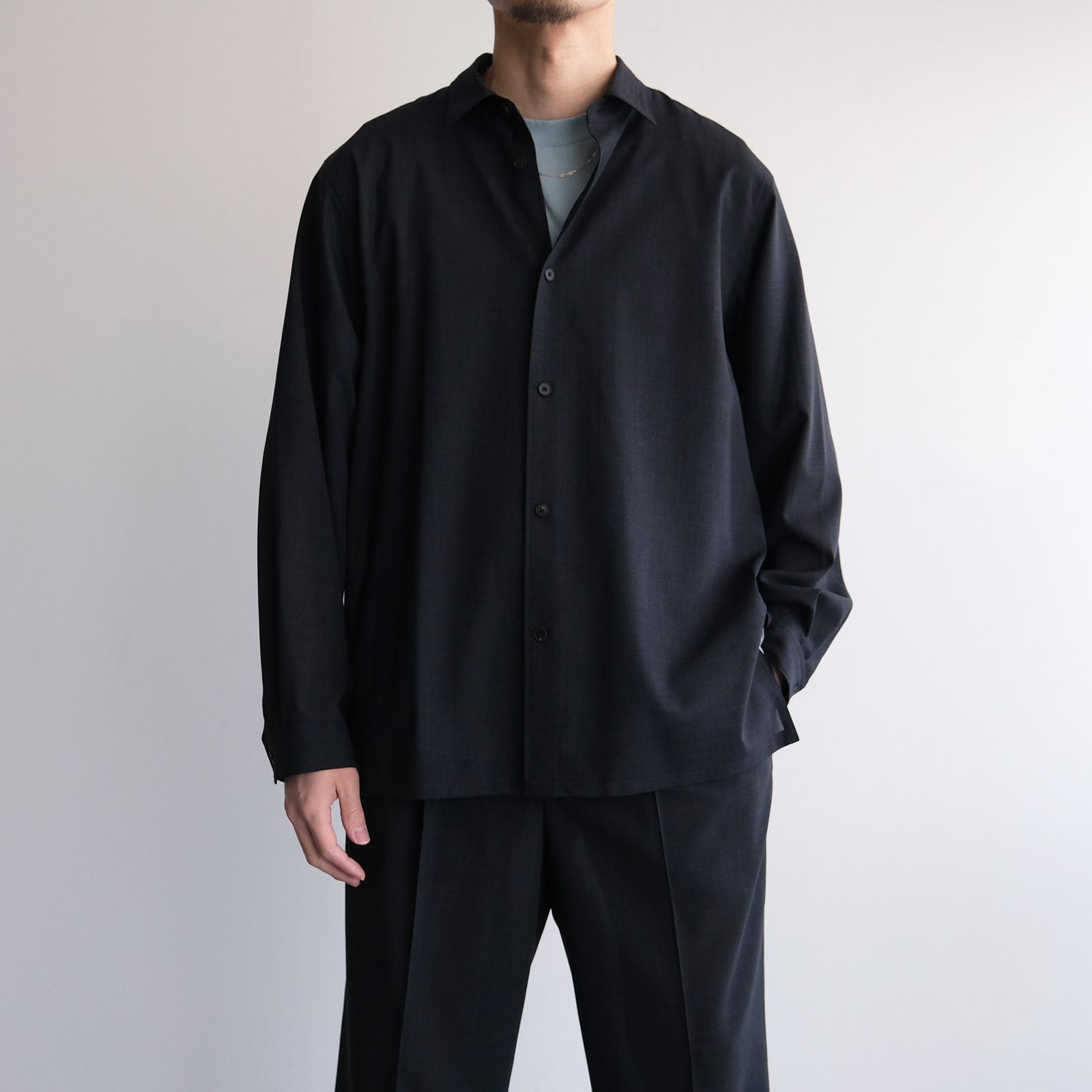Twist Wool Gauze Loose Fit Shirt -シャツ-（Navy Top / ネイビートップ）