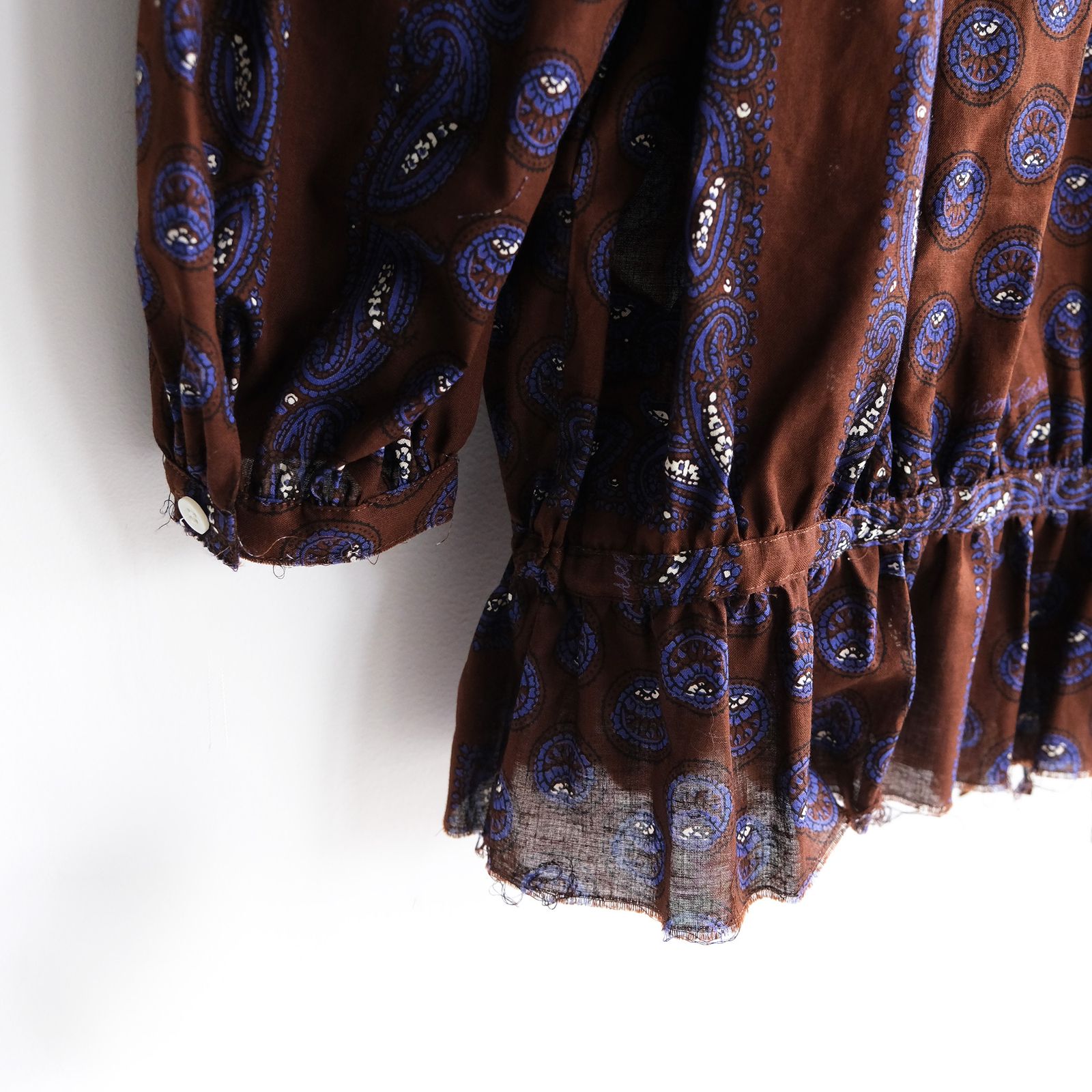 Paisley Gathered Blouse -ブラウス-（Brown / ブラウン）
