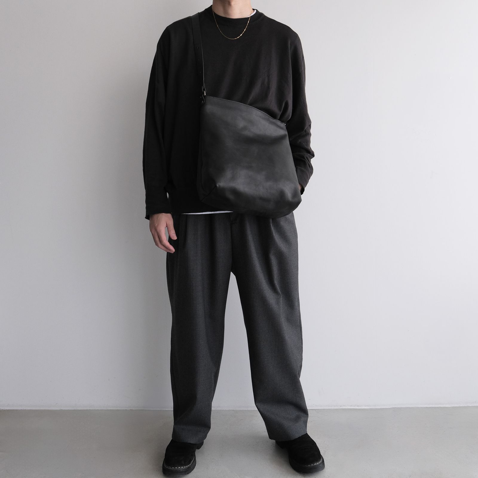 Soft Horse Full Grain Nylon Lining Shoulder Bag -バッグ-（Black / ブラック）
