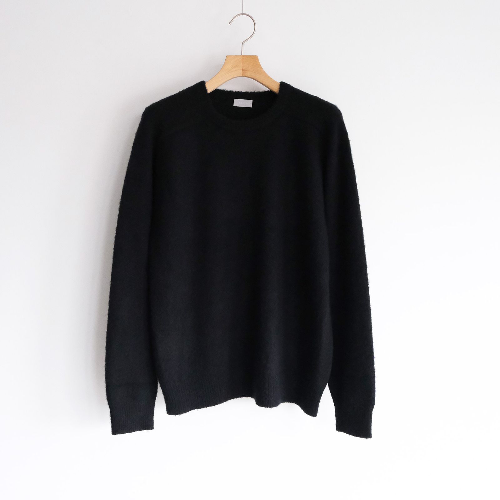 Wool Saddle Shoulder Crew Neck  -ニット-（Black / ブラック）