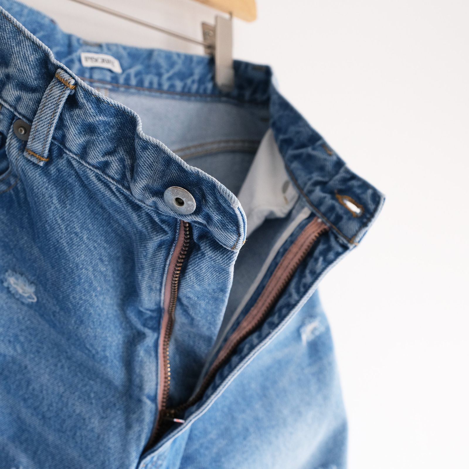 Dot Hole Denim Pants -デニム-（Blue Used / ブルー ユーズド）