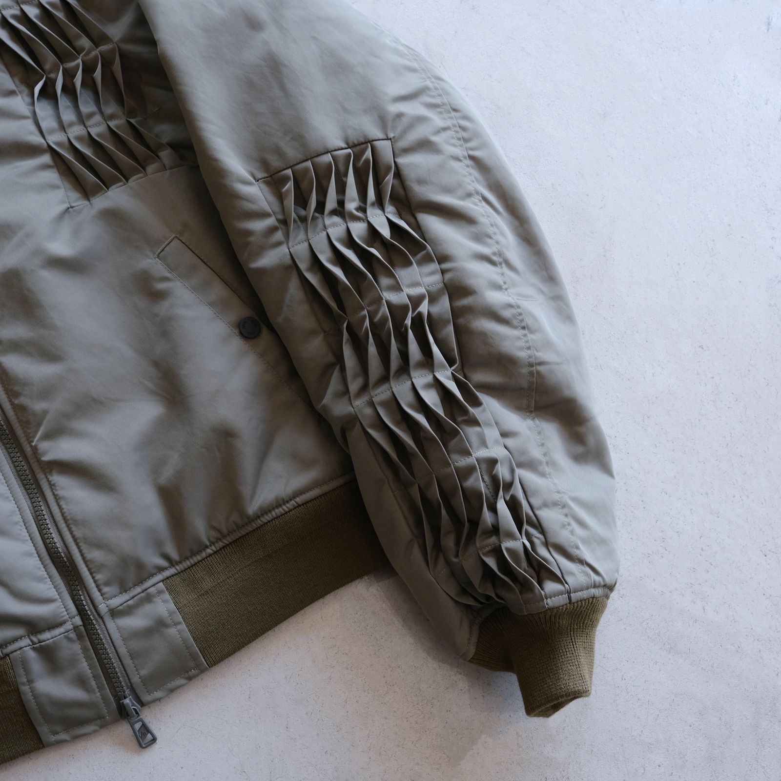 F/CE. - Folding Pleats Flight JK -ジャケット-（Olive / オリーブ） | STACK STORE