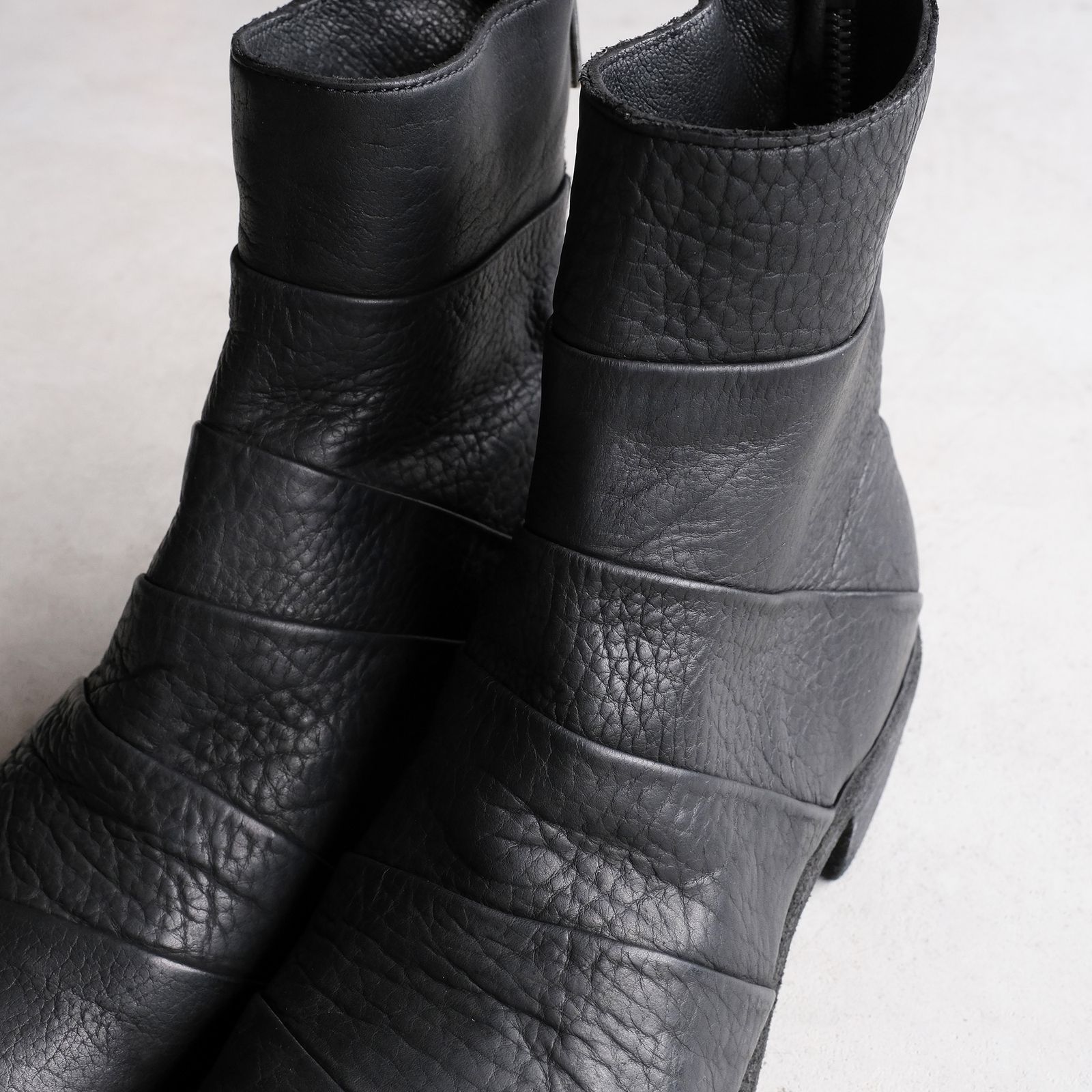 367ZB Bison Full Grain Lined Folded Back Zip Boot -ブーツ-（Black / ブラック）