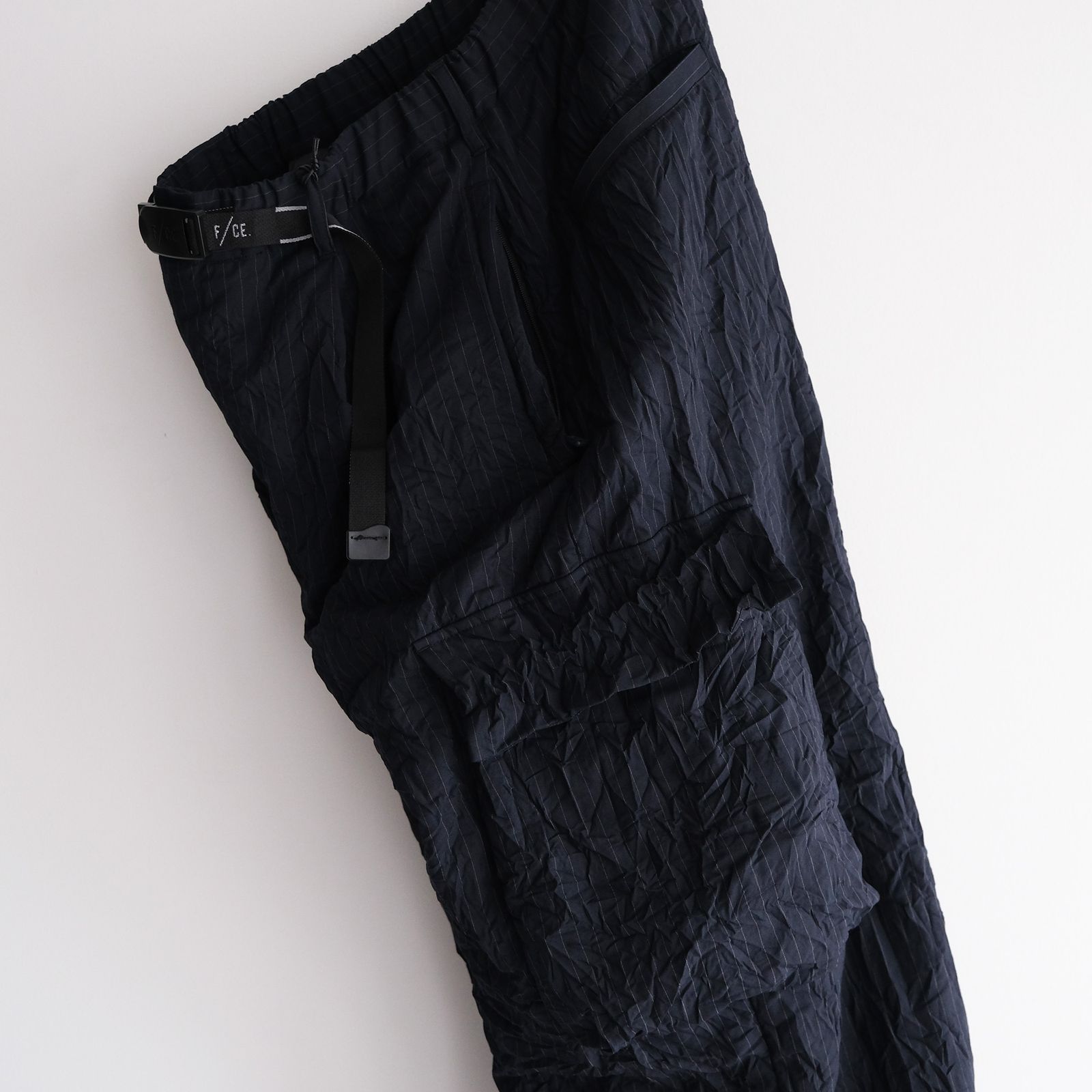 Infinity Crease Primaloft Cargo Trousers -パンツ-（Navy / ネイビー）