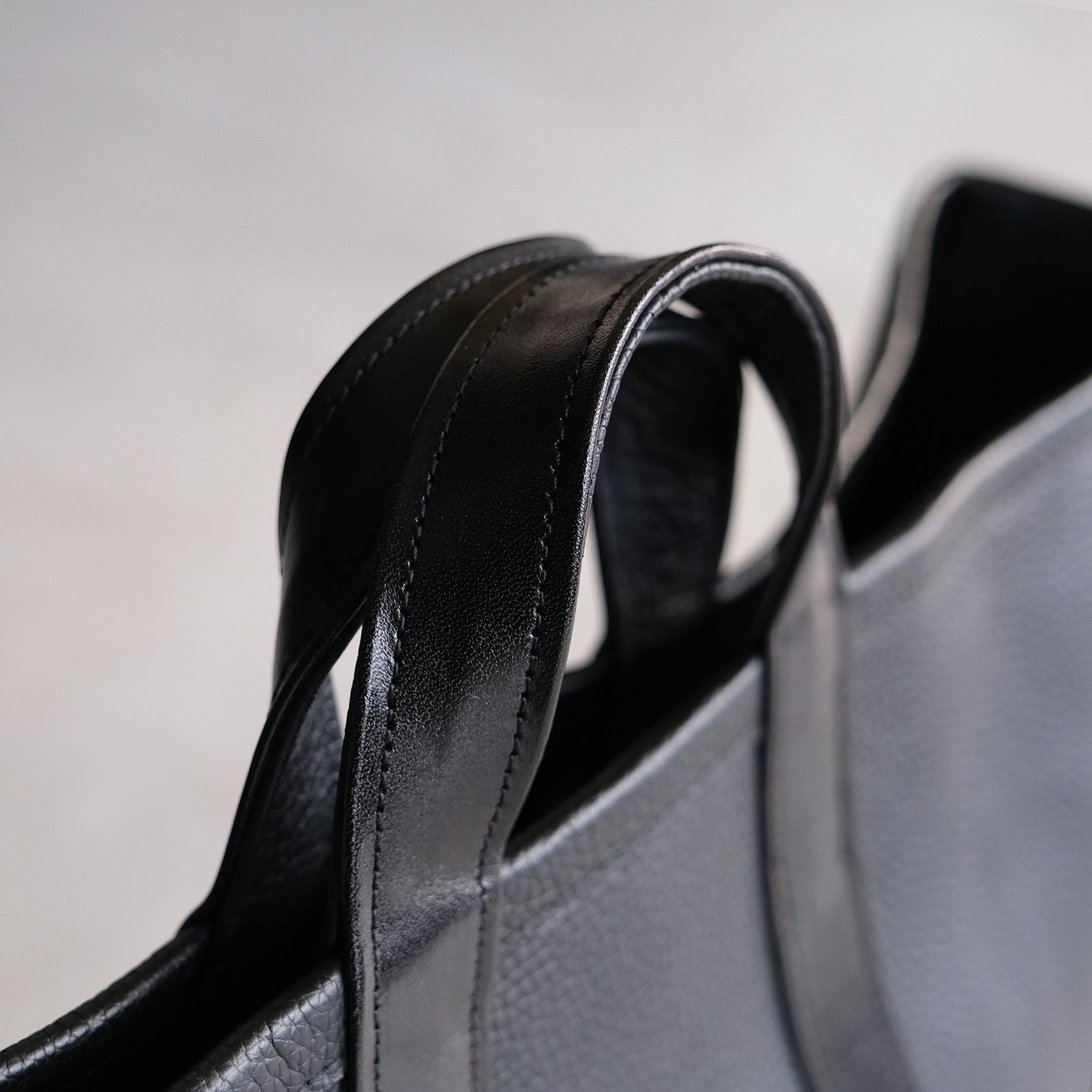 Day Tote Bag L -バッグ-（Black / ブラック）