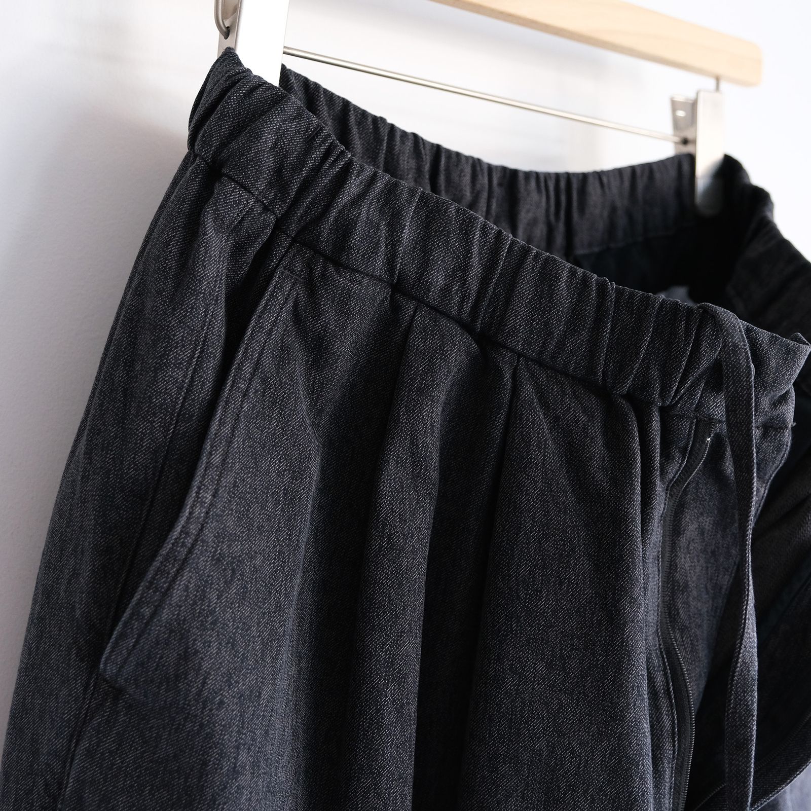 Sulfr Dyed Gabardine Two Tuck Easy Pants -パンツ-（Gray / グレー）GM261-40201