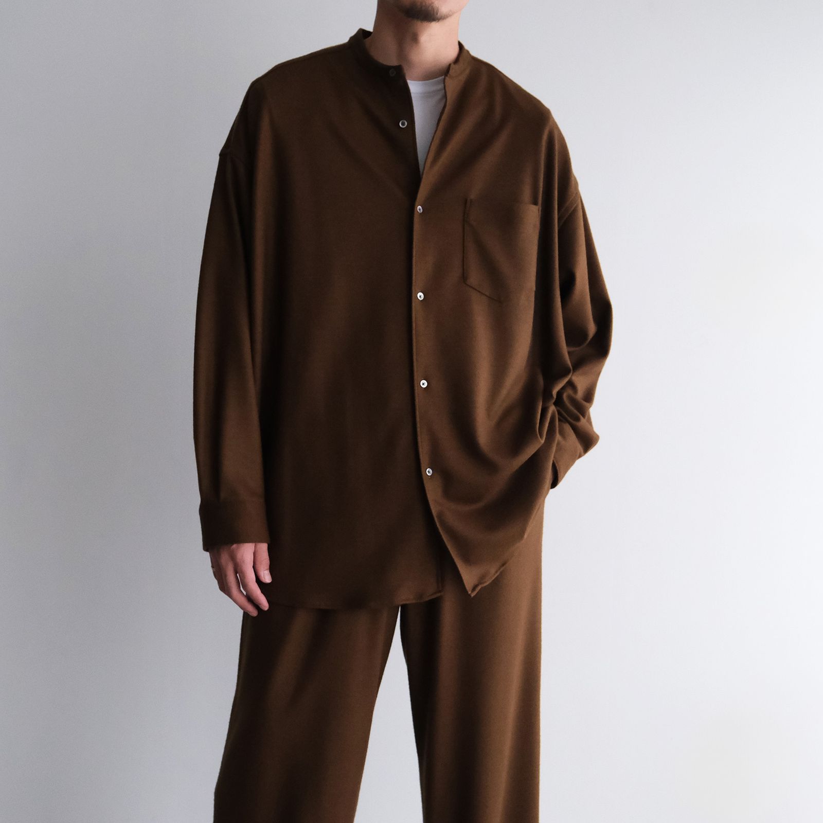 Wool Smooth Flannel Oversized Band Collar Shirt -オーバーサイズシャツ-（Brown / ブラウン）GU253-50222B
