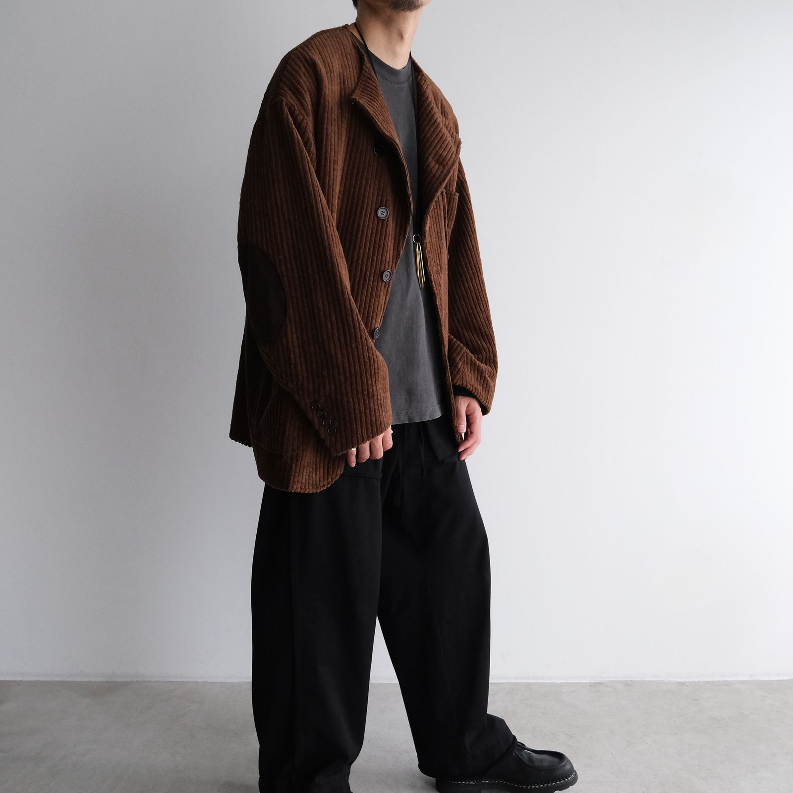 Corduroy Collarless Jacket -ジャケット-（Brown / ブラウン）