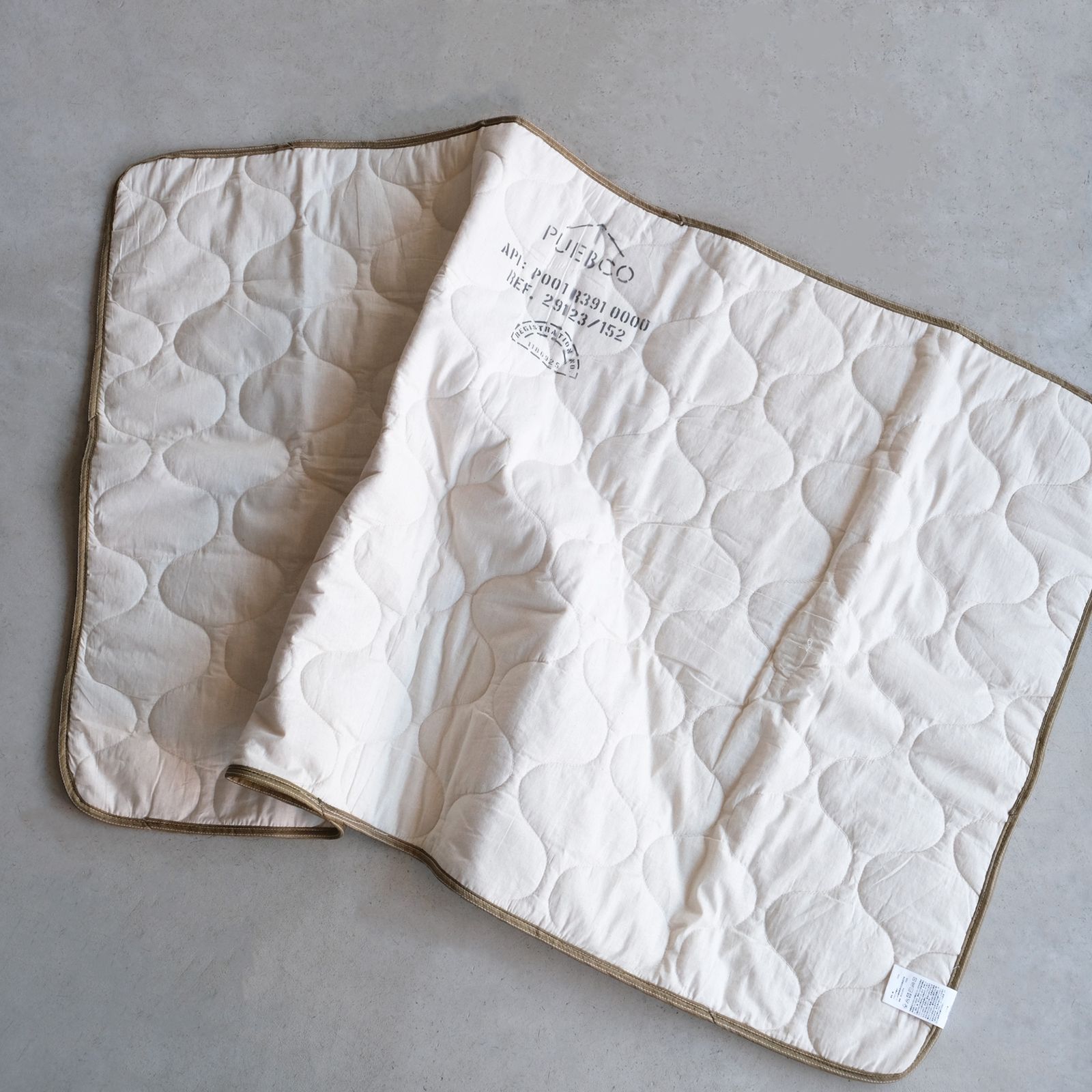 BRIEFING QUILTING Blanket ブランケット オリーブ BRIEFING QUILTING Blanket ブランケット オリーブ
