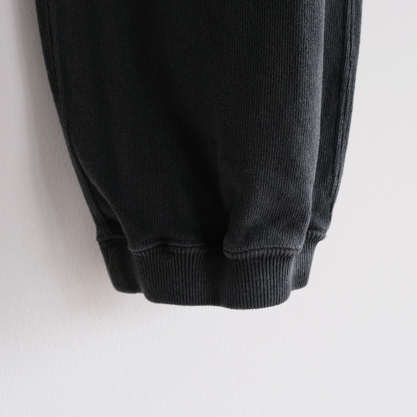 Gray Pigment Sweat Pants -パンツ-（Gray / グレー）