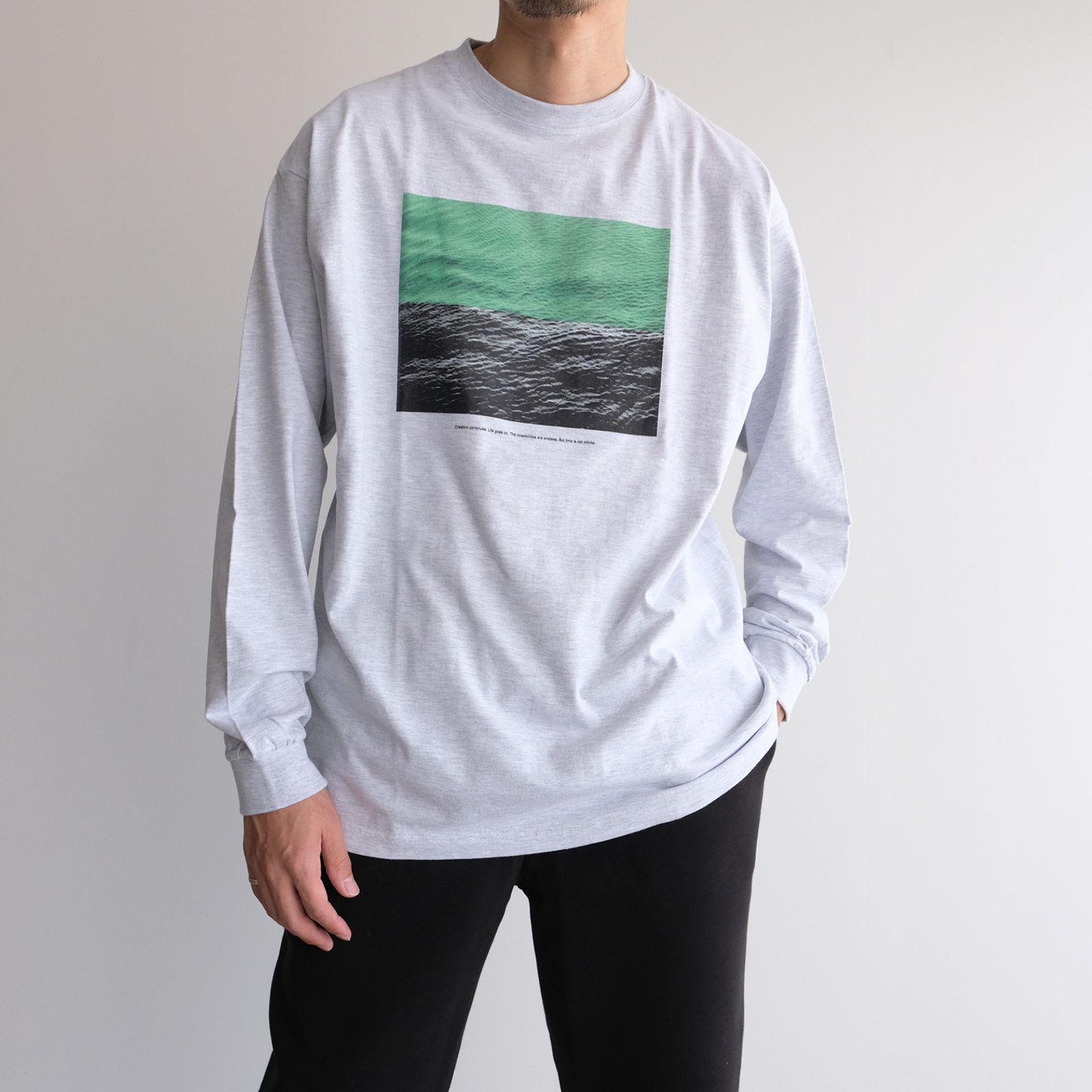 【関税込み】Alchemist グレー パネル Tシャツ POET MEETS DUBWISE - Time Is Not Infinite L/S T-Shirts -T