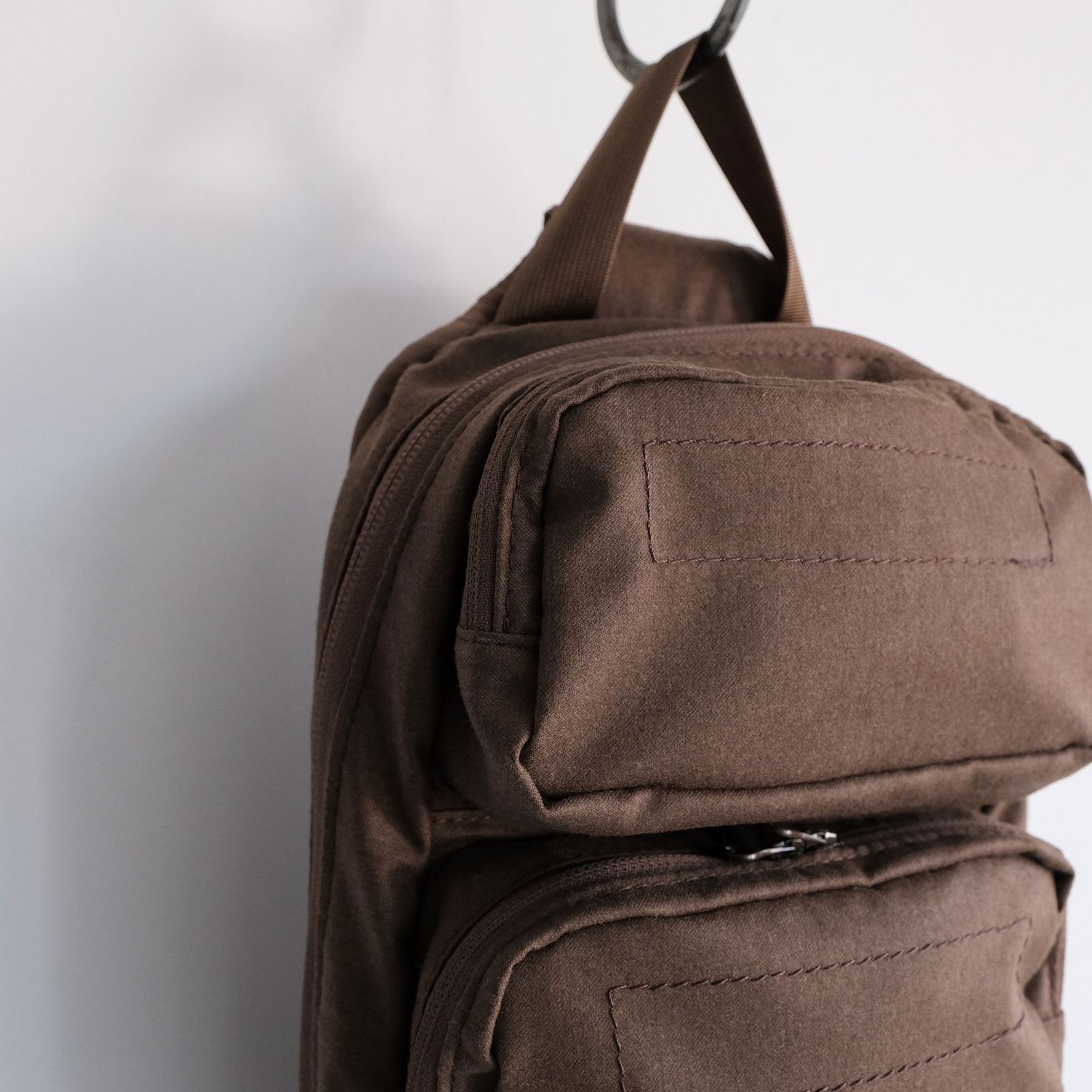 Fine Wool Saxony Medium Shoulder Bag -バッグ-（Brown / ブラウン）GU263-90428