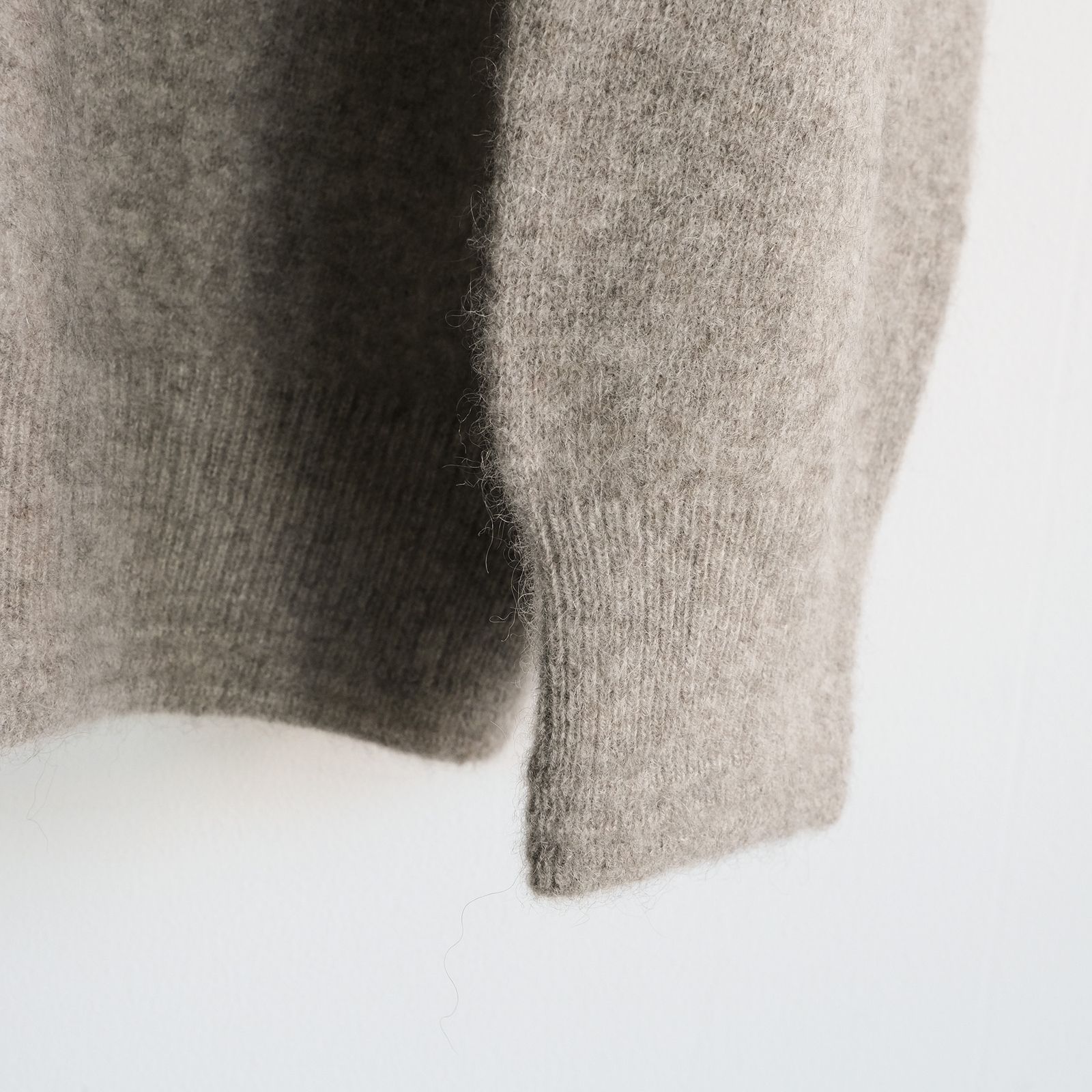 Knit Pullover -ニット-（Ash White / アッシュホワイト）