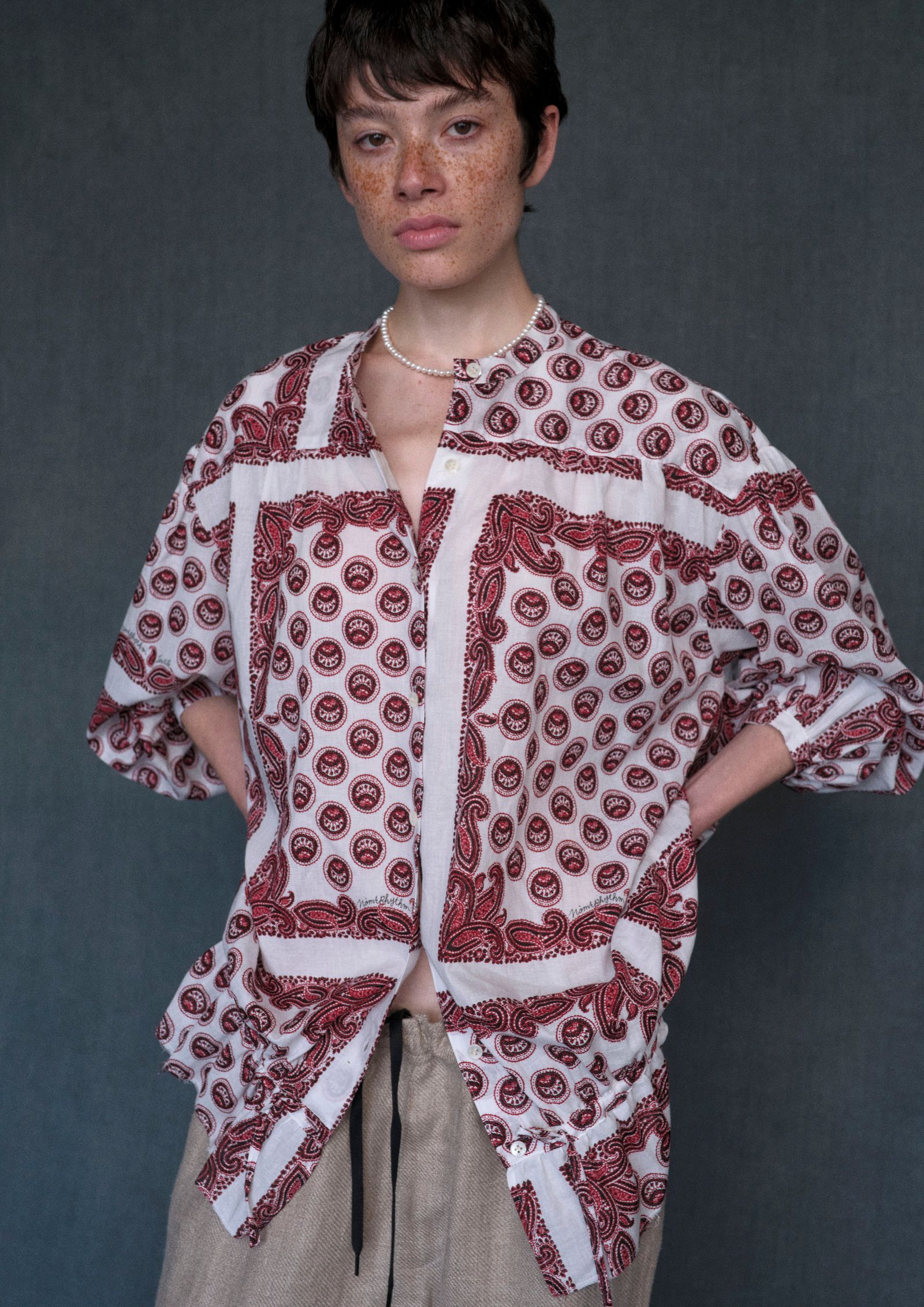 Paisley Gathered Blouse -ブラウス-（Brown / ブラウン）