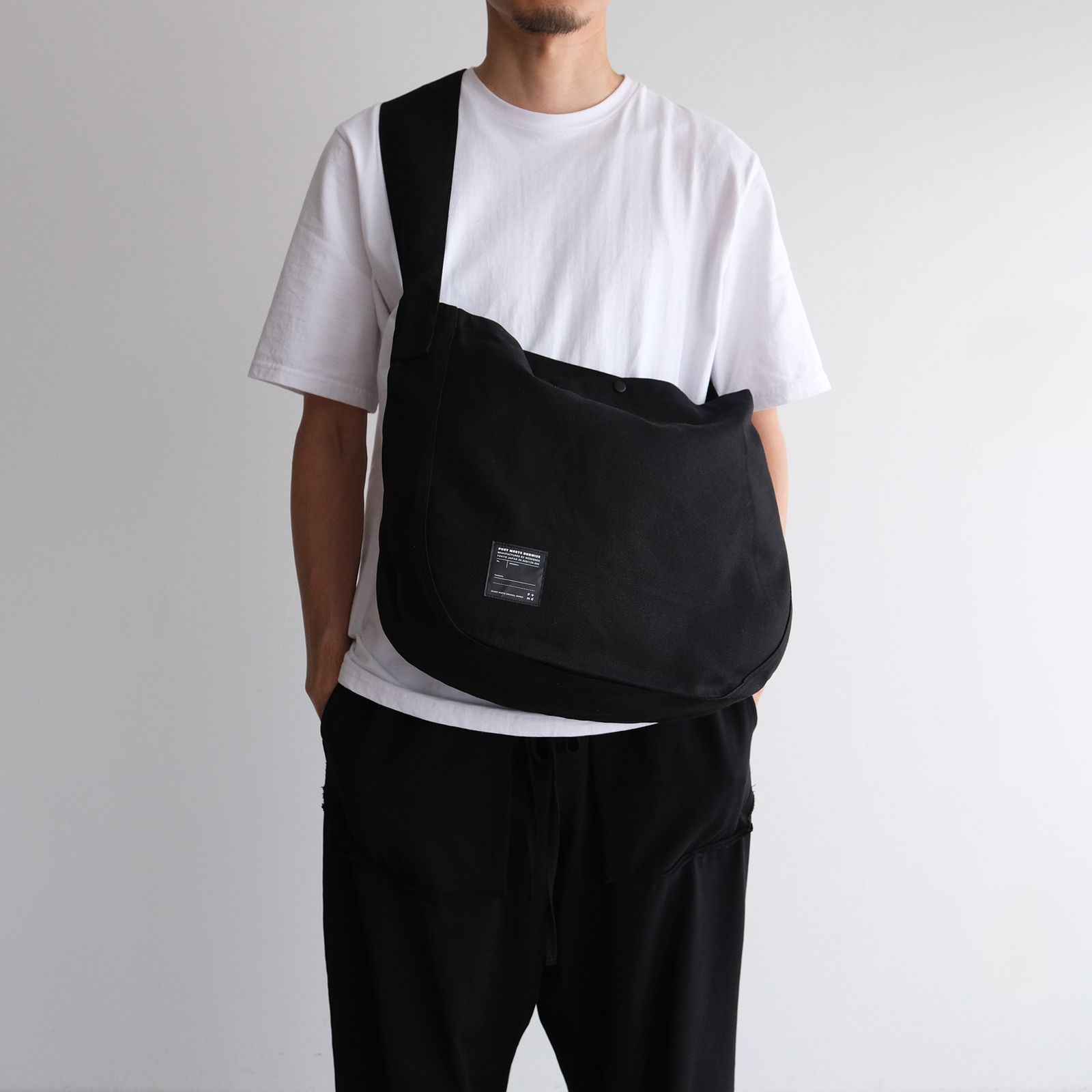 PMD Shoulder Bag -ショルダーバッグ-（Black / ブラック）