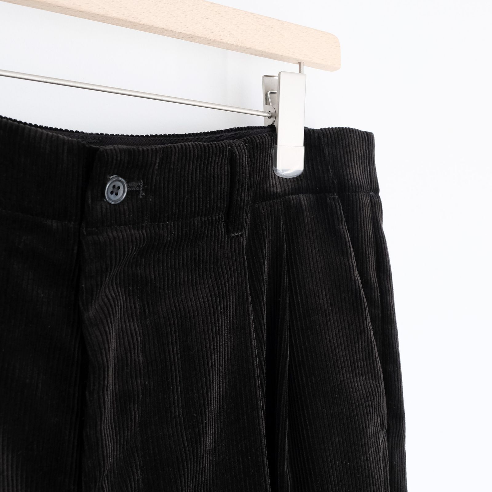 Suvin Corduroy Wide Straight Trousers -パンツ-（Black / ブラック）GU263-40213B