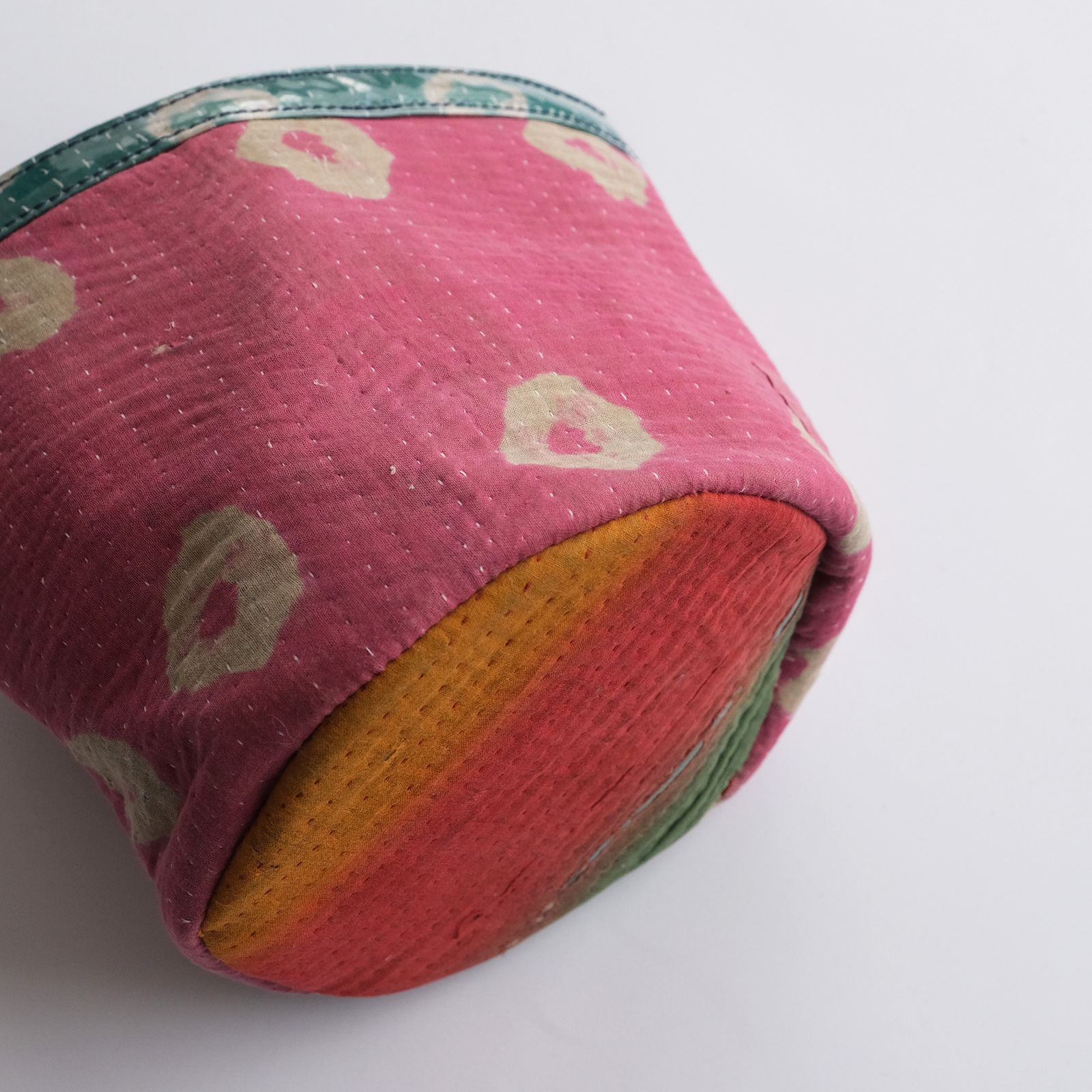 Covered Vintage Kantha Guilt Organizer -オーガナイザー-（ASSORT / アソート）