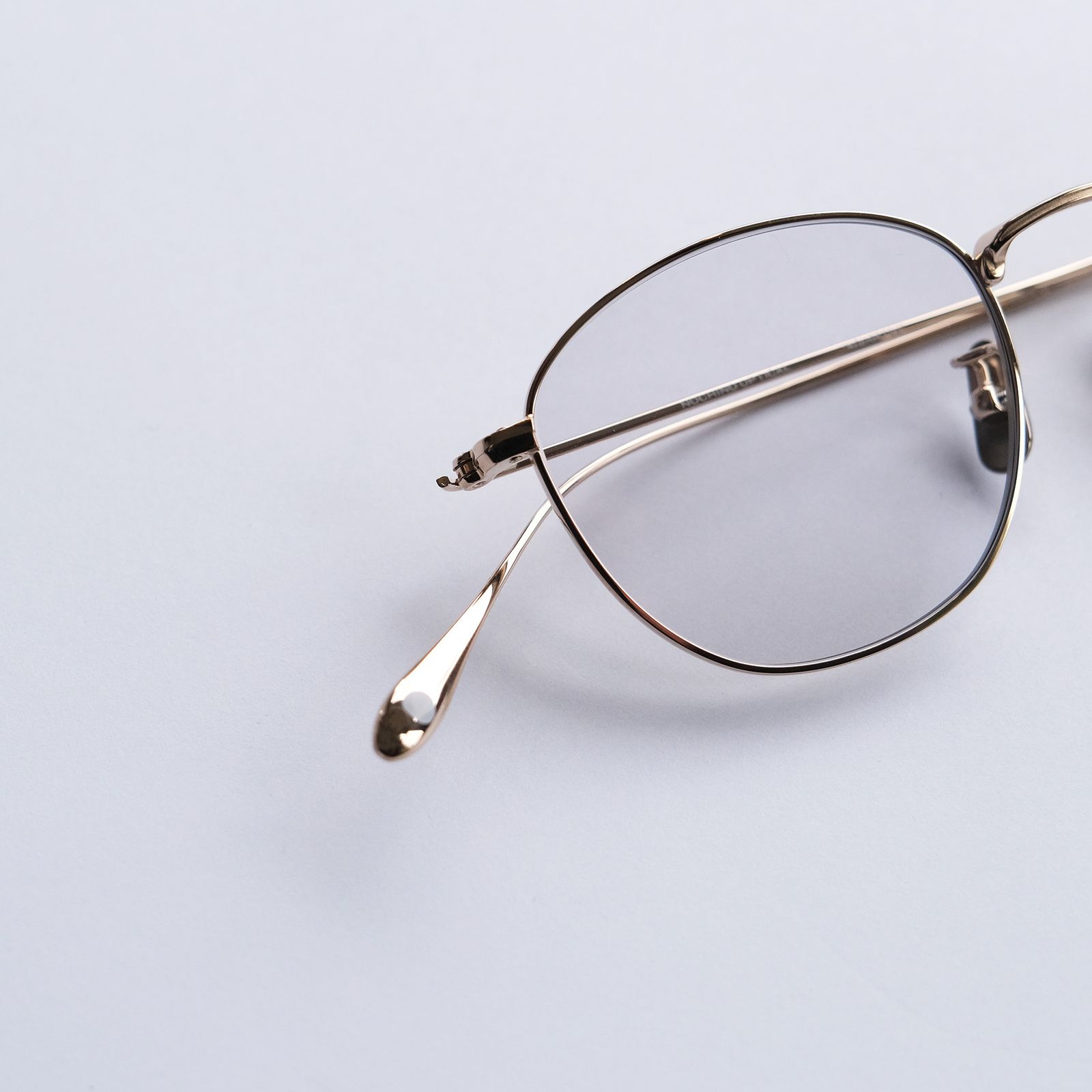 "KOUGETSU" Champagne Gold × Clear to D.Gray (調光モデル) -サングラス-