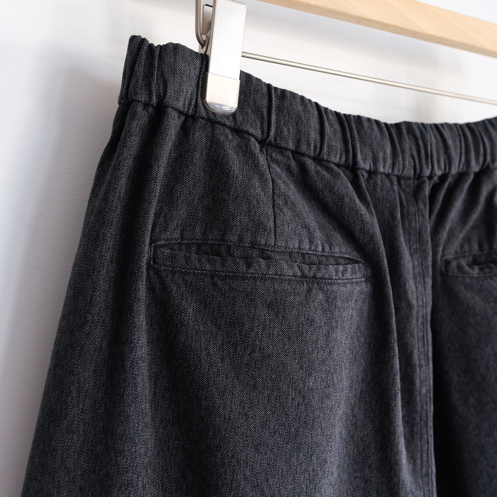 Sulfr Dyed Gabardine Two Tuck Easy Pants -パンツ-（Gray / グレー）GM261-40201