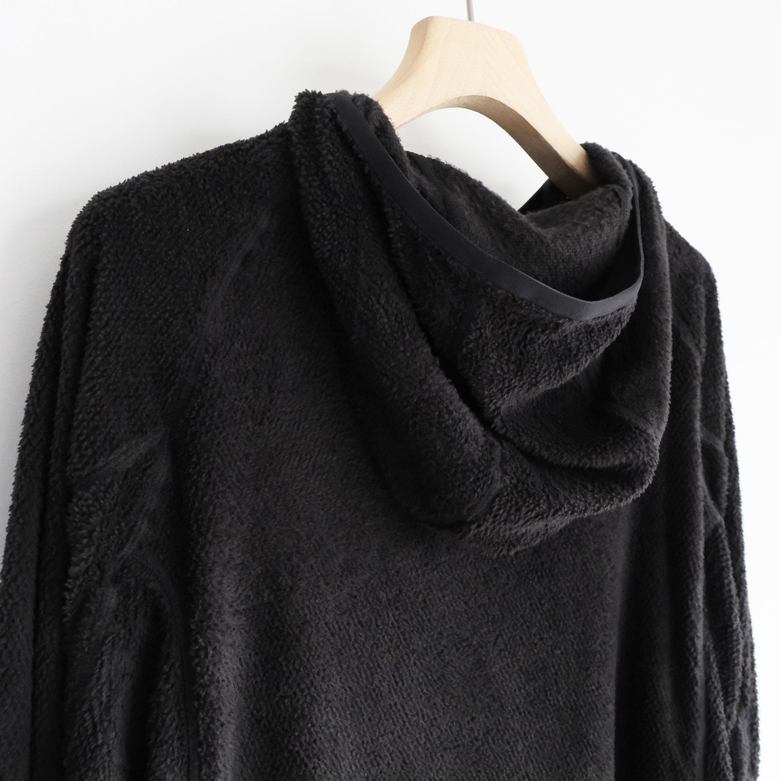 Primaloft Active Evolve Hoodie -パーカー-（Black / ブラック）