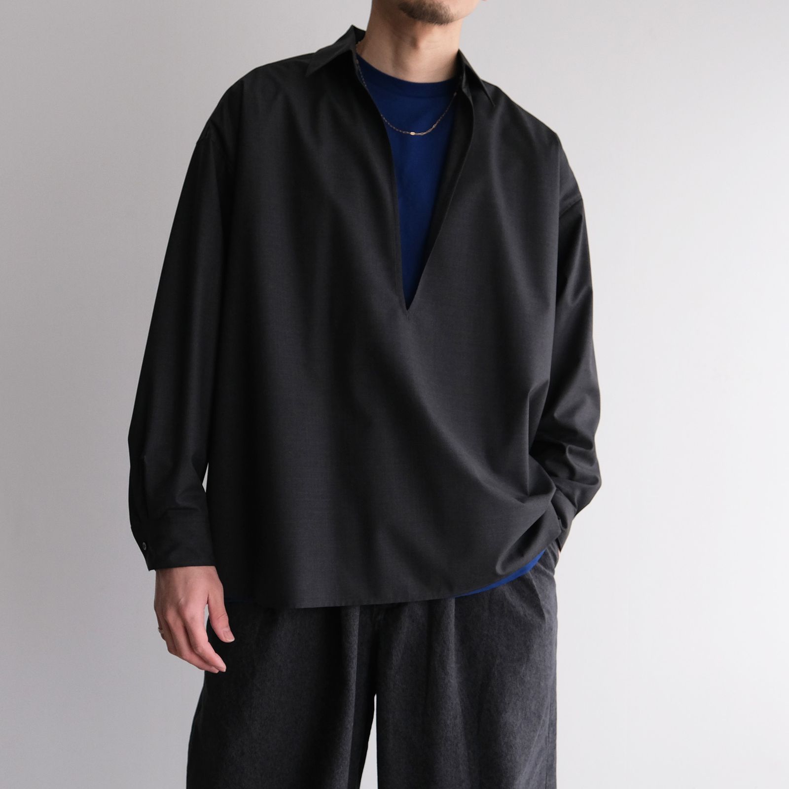 Fine Wool Heather L/S Skipper Shirt -シャツ-（Charcoal / チャコール）GU261-50320