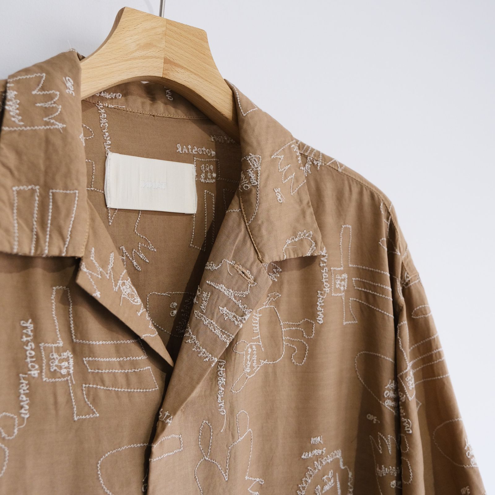Embroidery Shirt -シャツ-（Beige / ベージュ）