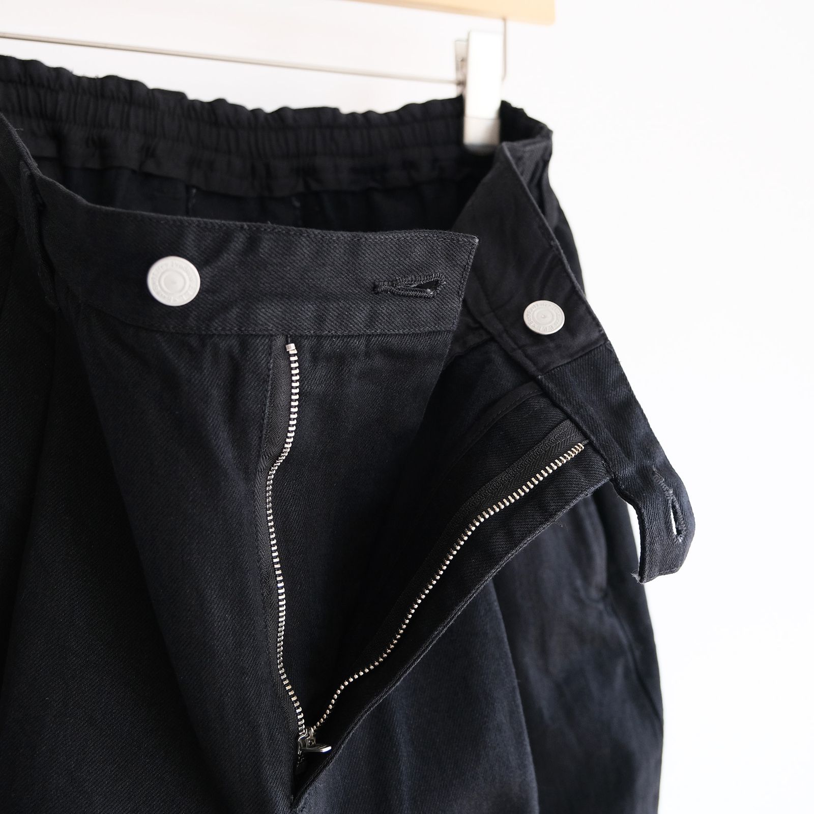 Denim Forcus -パンツ-（Black / ブラック）