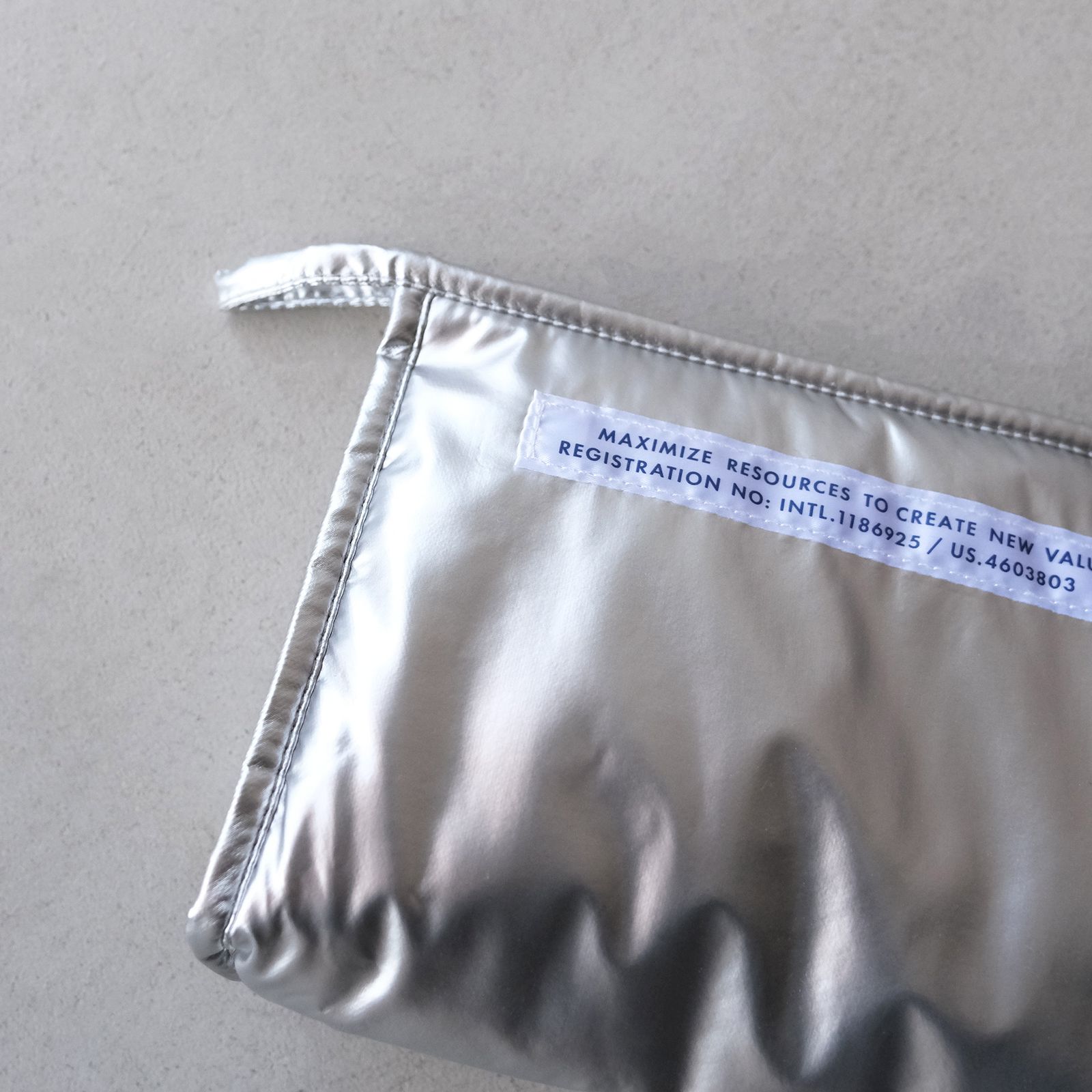 Space Style Pouch -ポーチ-（Silver / シルバー）