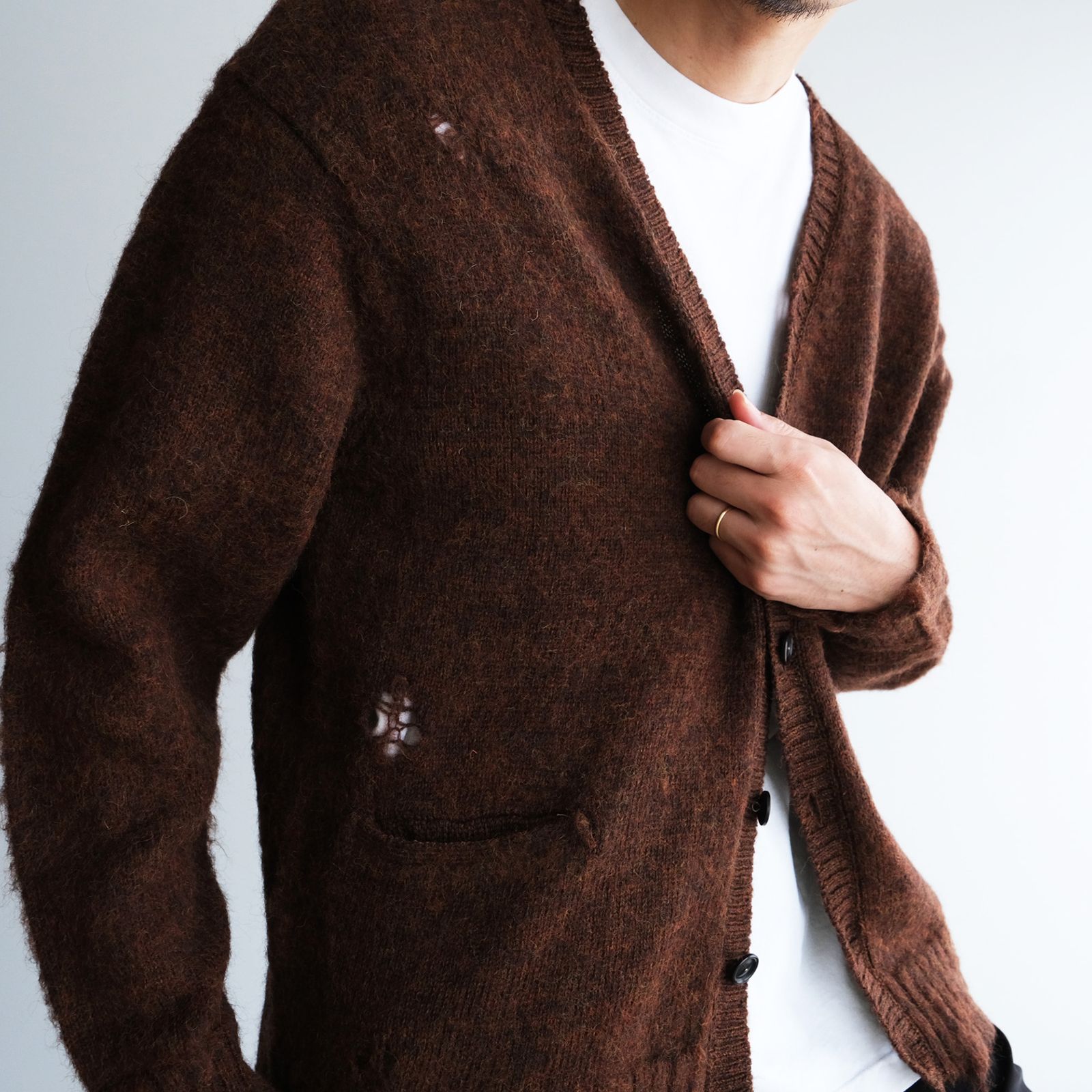 Distressed Knit Cardigan -カーディガン-（Brown / ブラウン）