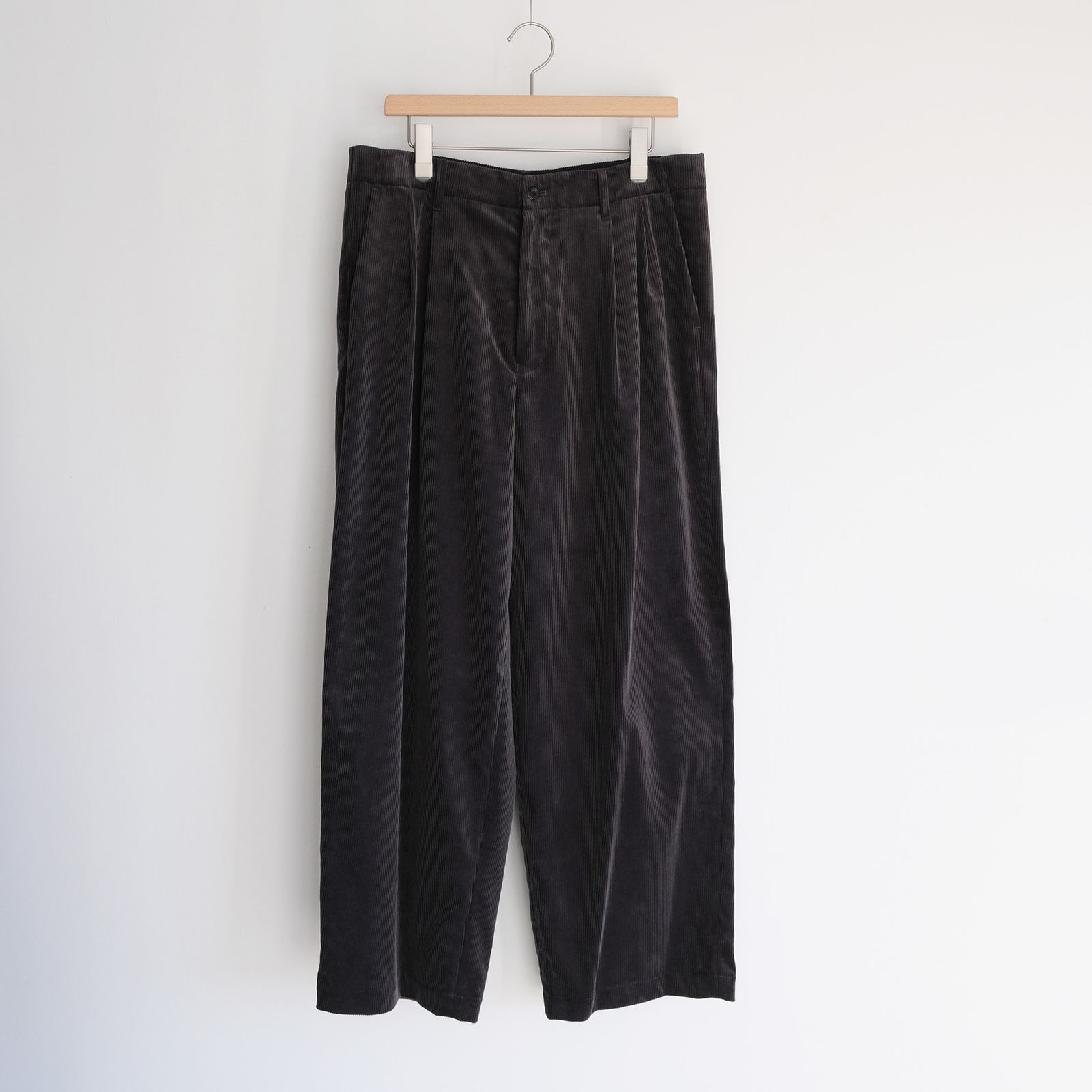 Suvin Corduroy Wide Straight Trousers -パンツ-（Gray / グレー）GU263-40213B
