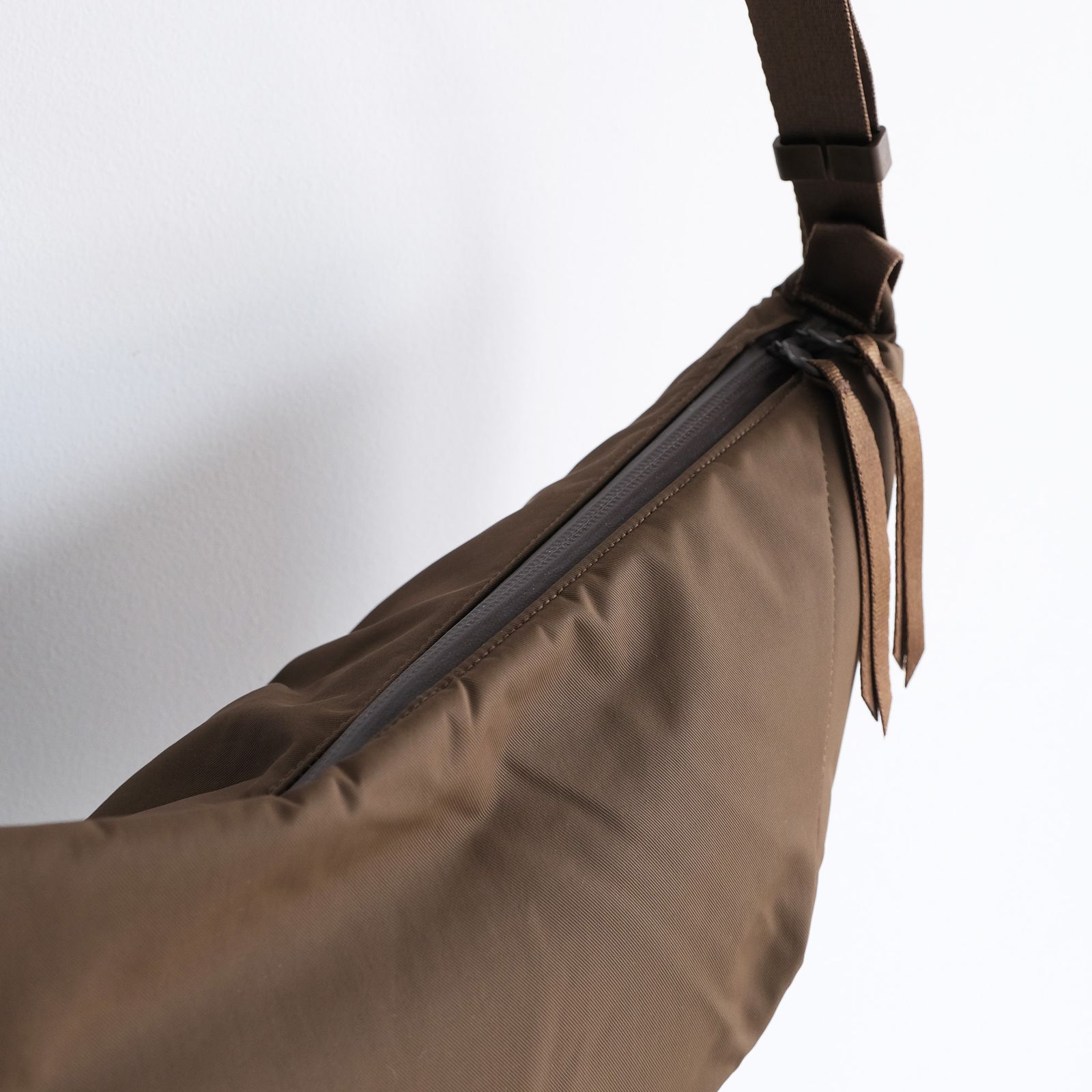 Blankof For GP Medium Crescent Bag -バッグ-（Brown / ブラウン）GU263-90513