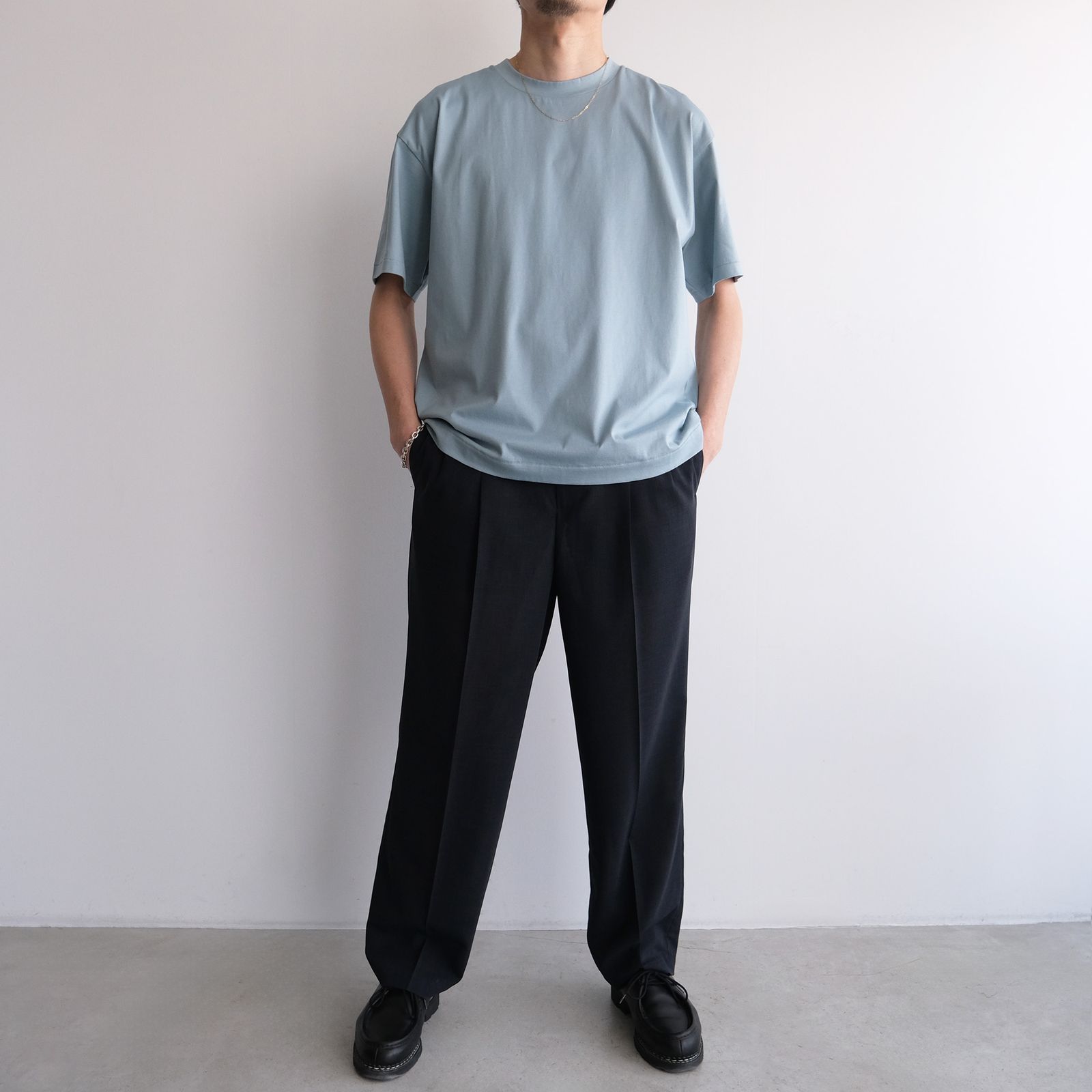 Twist Wool Gauze Two Tucked Easy Pants -スラックス-（Navy Top / ネイビートップ）