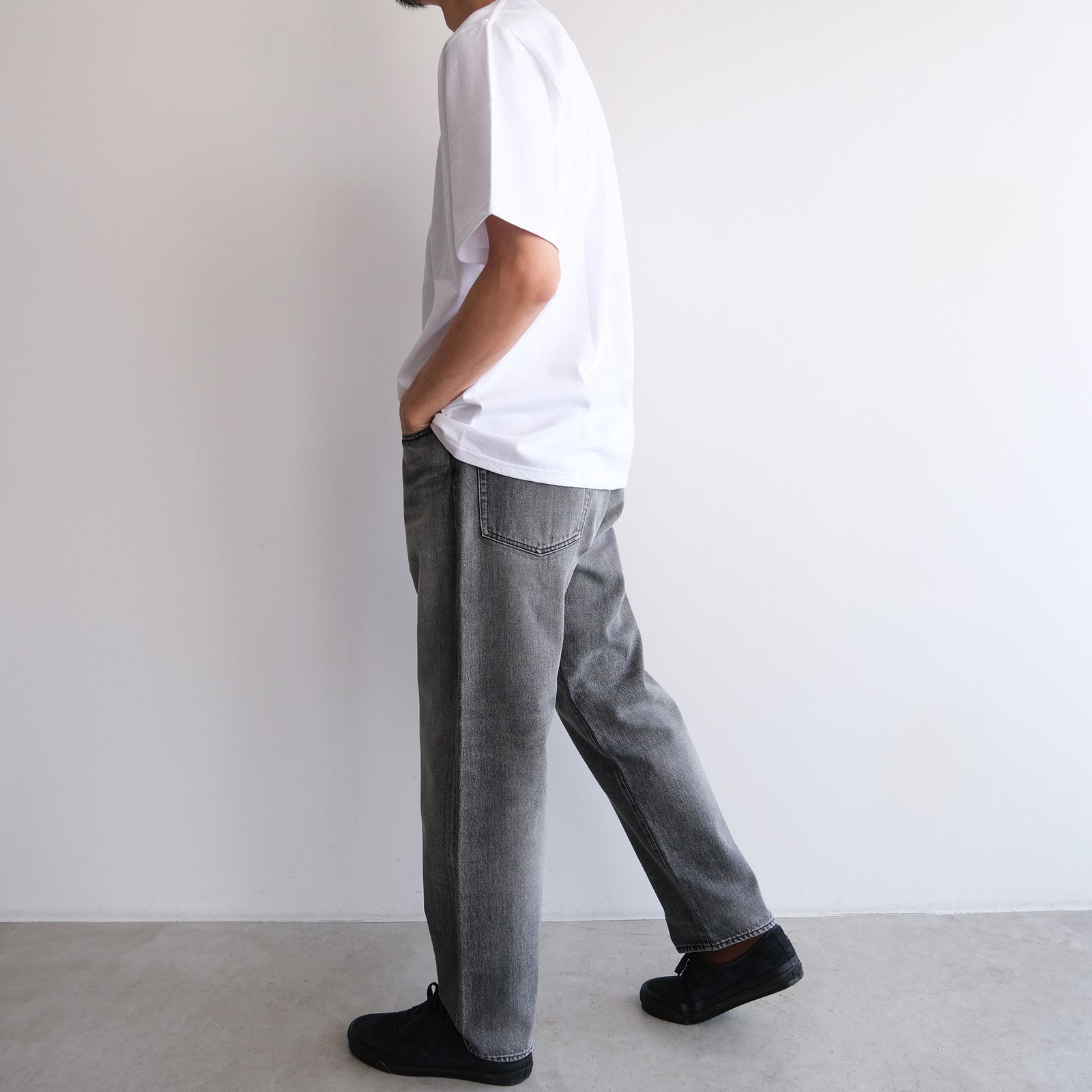 Selvage Denim Five Pocket Tapered Pants -パンツ-（Black Light Fade / ブラックライトフェード）