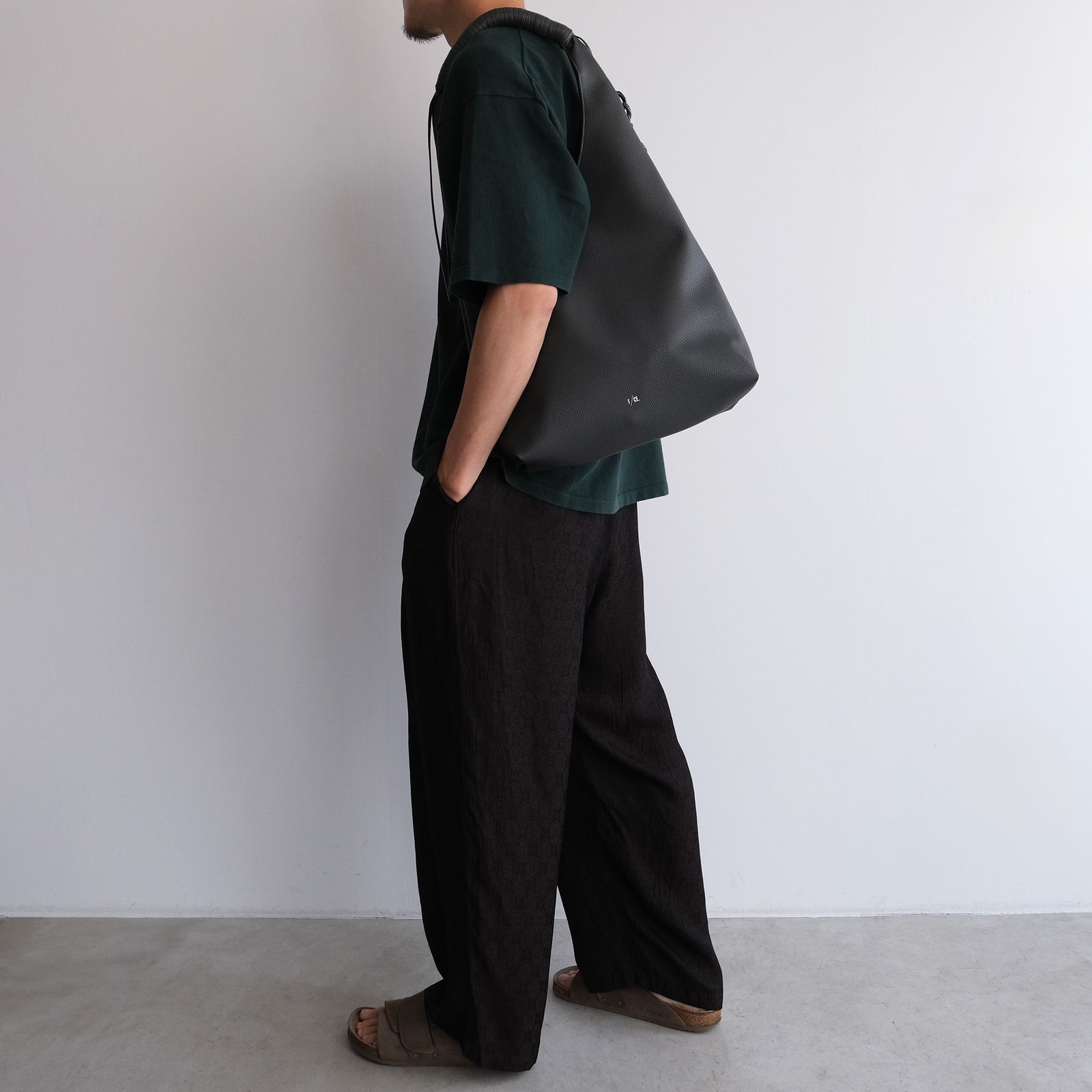 Tech Leather Wrapping Handle Tote -バッグ-（Charcoal / チャコール）