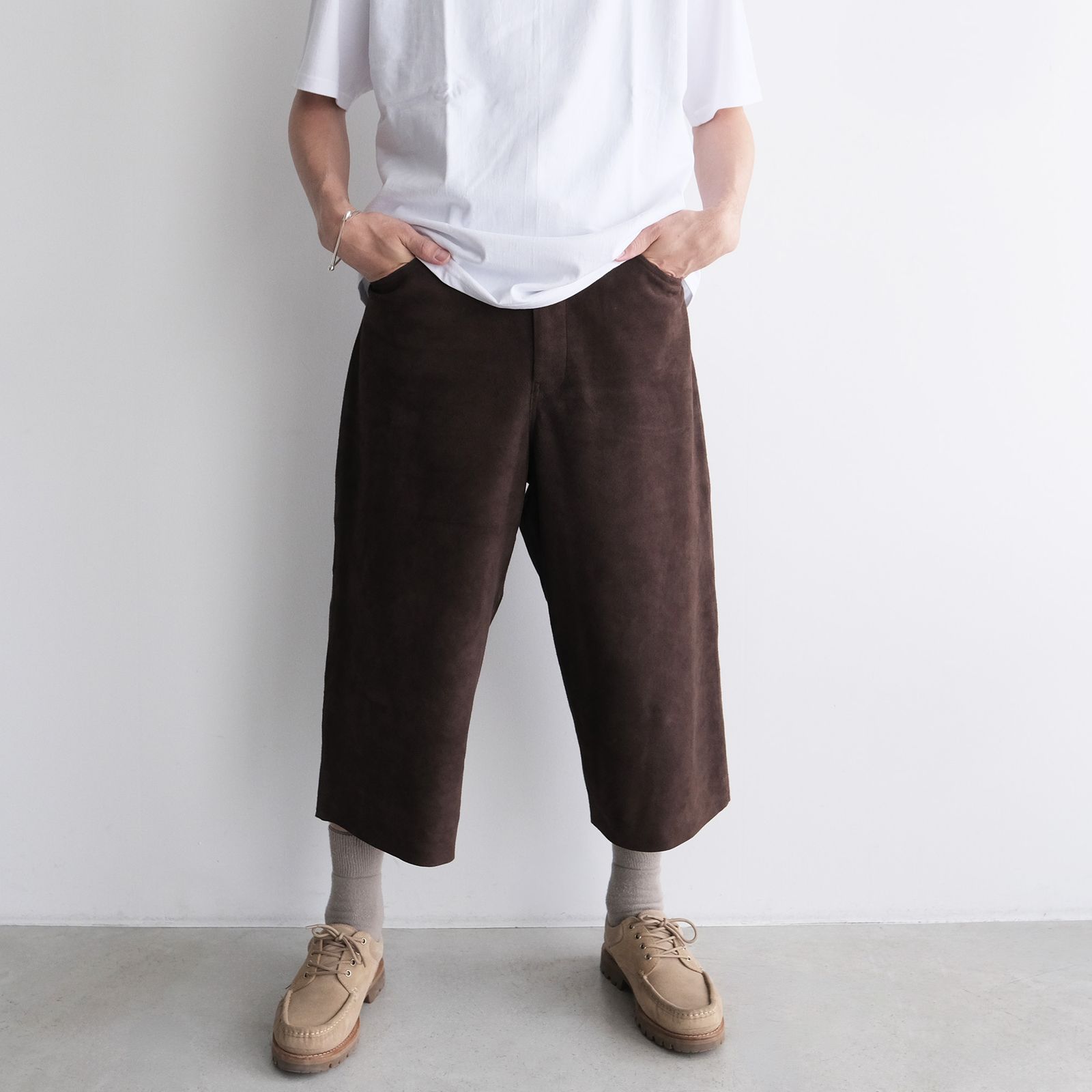 Suede Trousers -パンツ-（Brown / ブラウン）