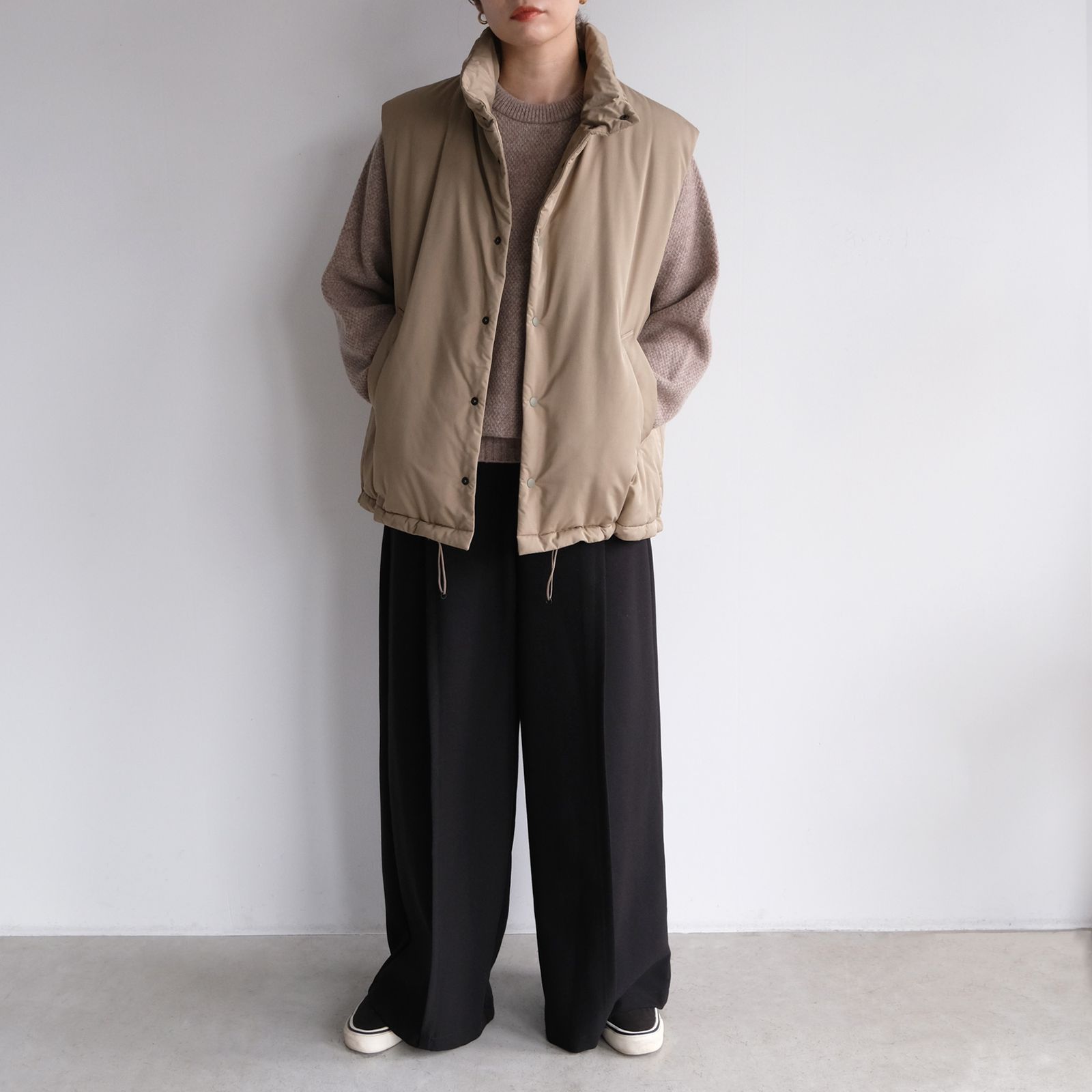 Vintage Nylon Twill Padded Vest -ベスト-（Beige / ベージュ）
