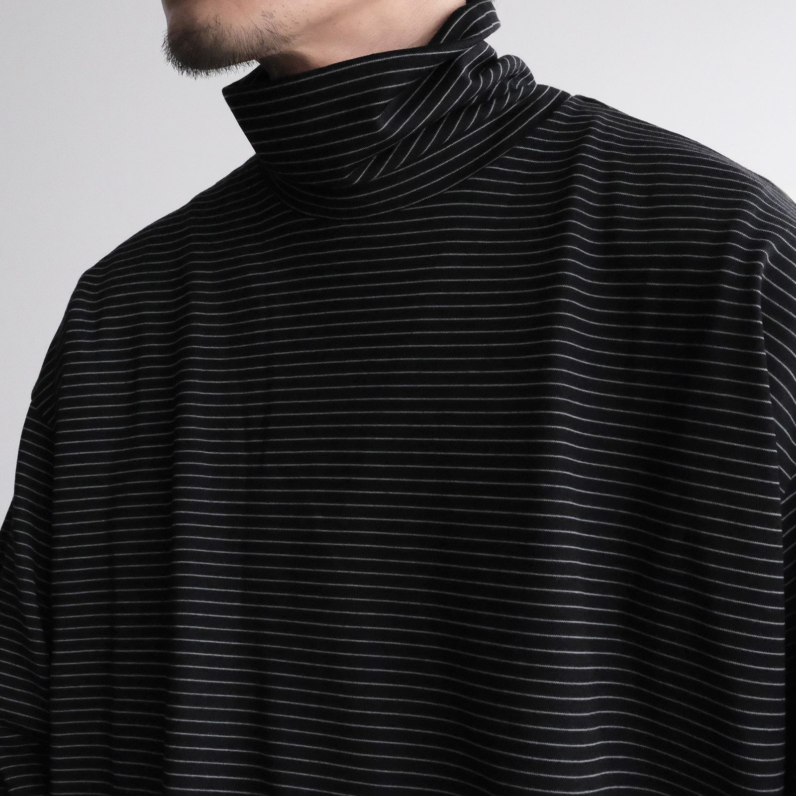 Fine Wool Border L/S Turtle Neck Tee -Tシャツ-（Black×Gray / ブラック×グレー）GU263-70159B