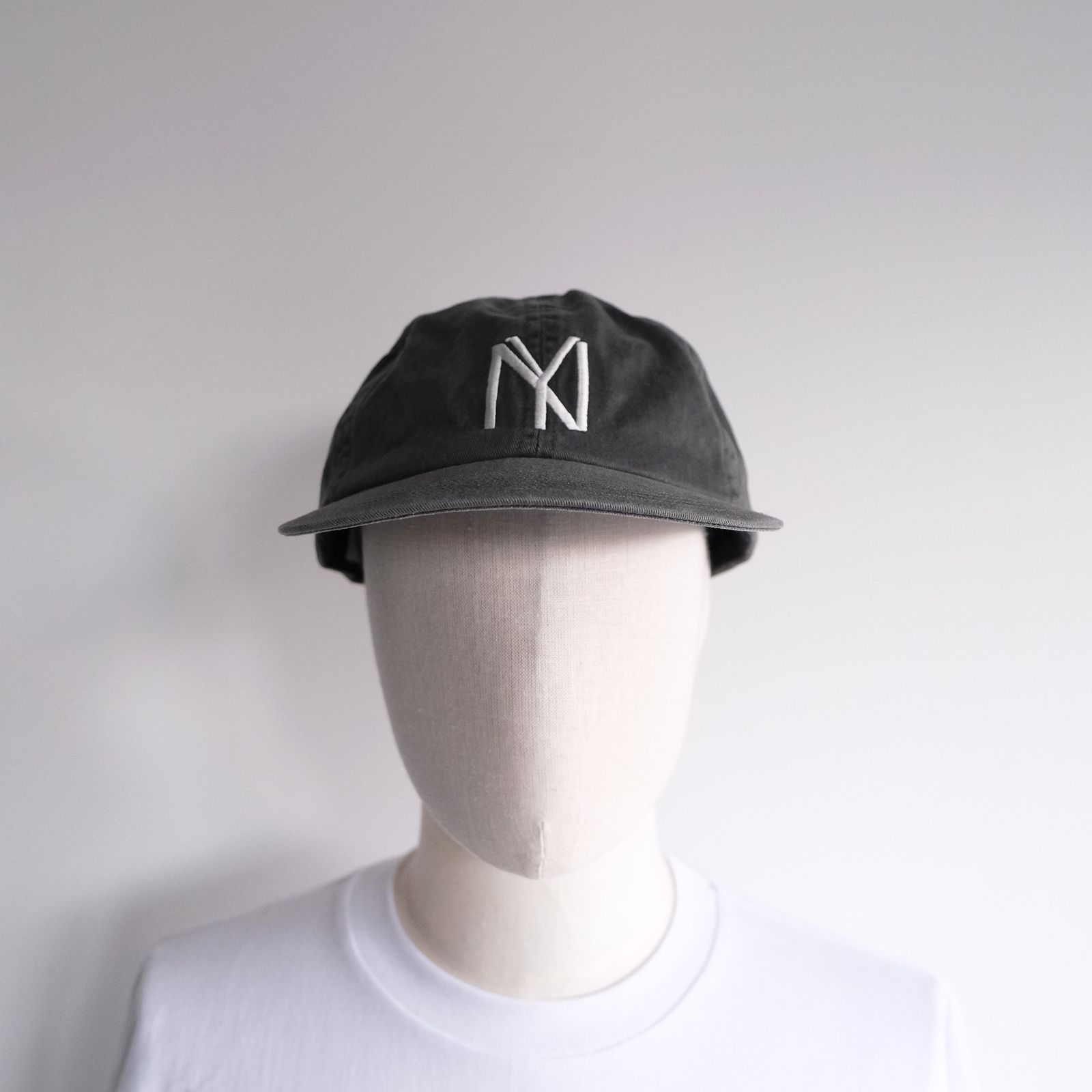 NY Pigment Dye Cap -キャップ-（Charcoal / チャコール）