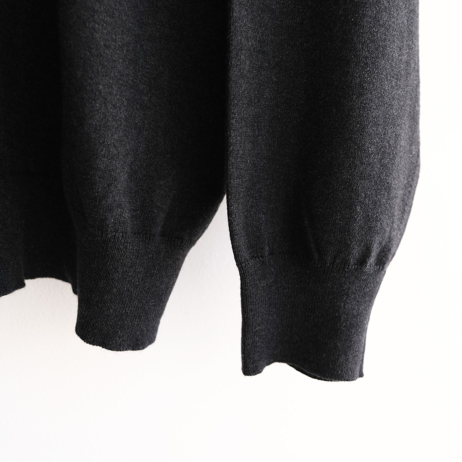 Cotton Cashmere Crew Neck -ニット-（Charcoal / チャコール）