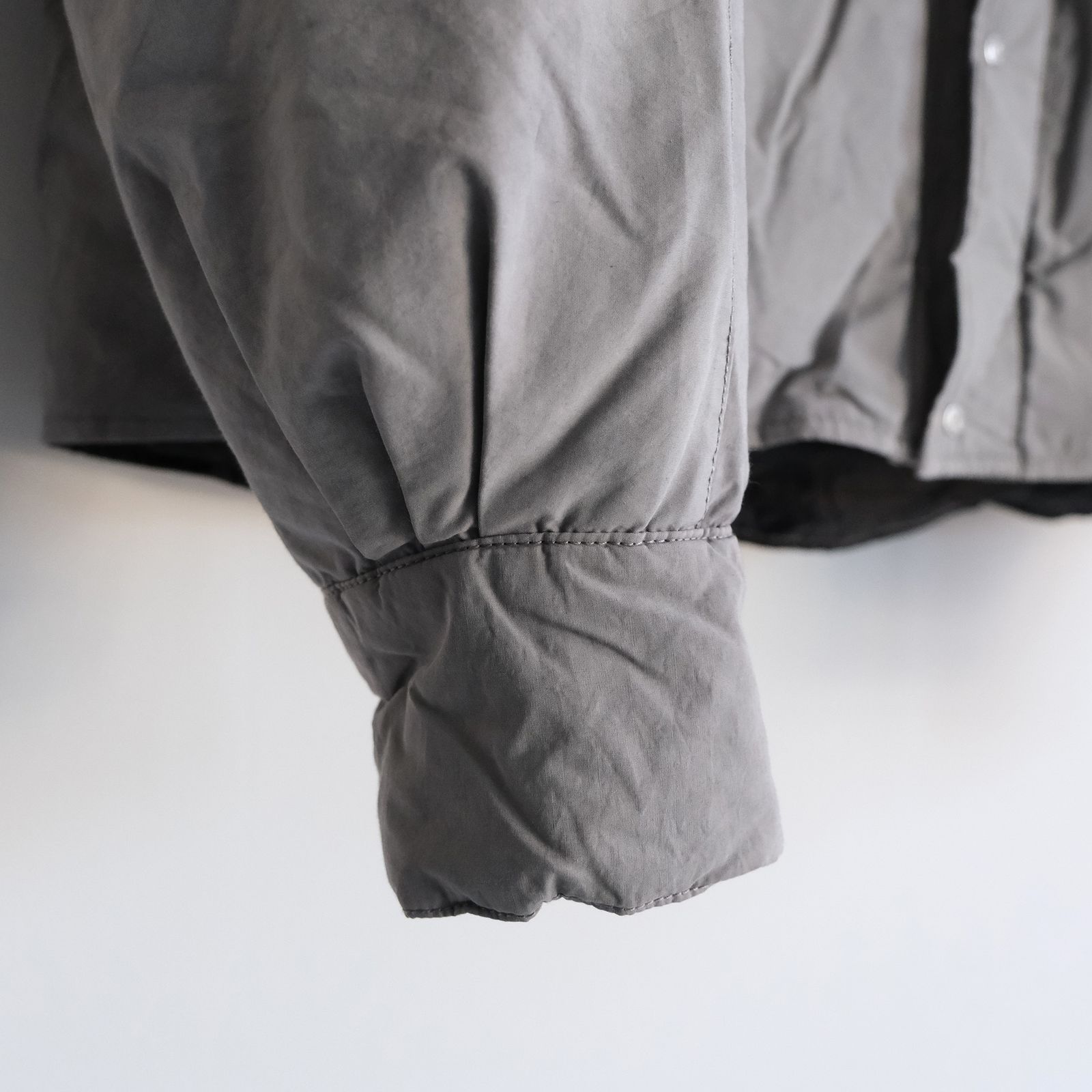 Garment Dyed Makalu Down Jacket -ジャケット-（Gray / グレー）